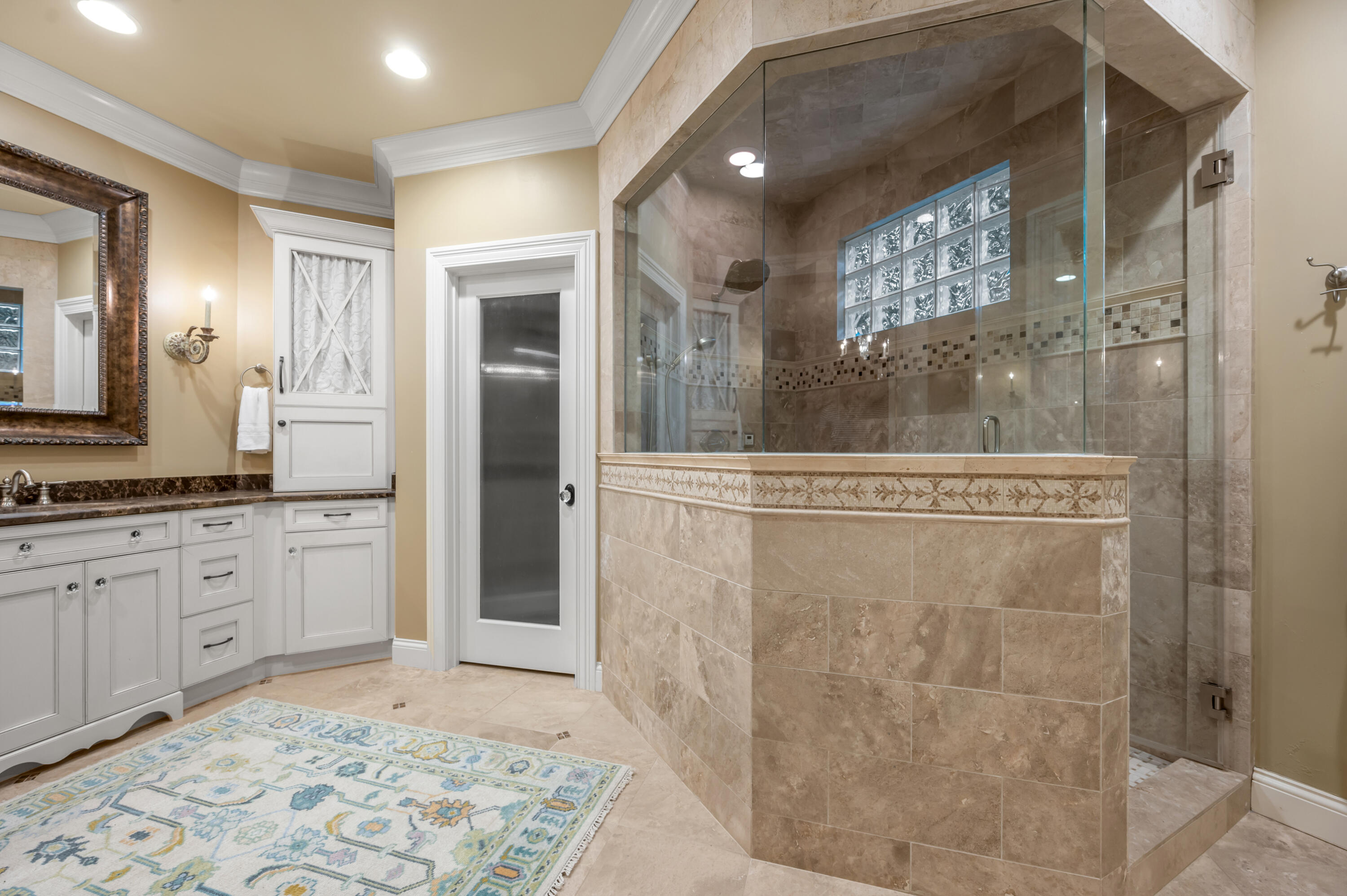 Lexington, Kentucky 40502, United States, 5 Bedrooms Bedrooms, ,5 BathroomsBathrooms,Residential,Active,227366