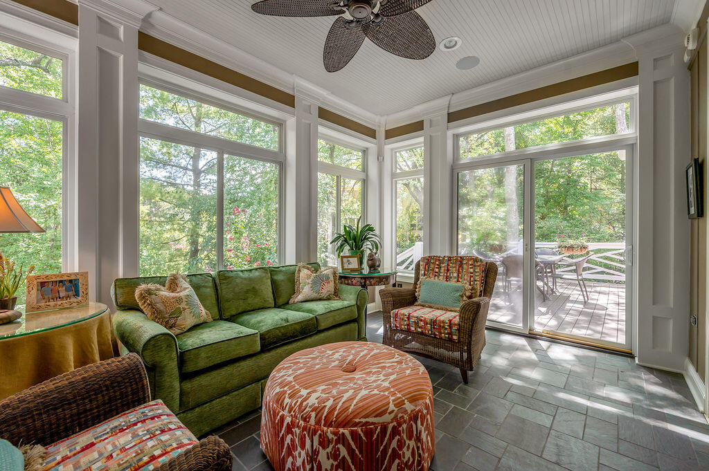 Lexington, Kentucky 40502, United States, 5 Bedrooms Bedrooms, ,5 BathroomsBathrooms,Residential,Active,227366