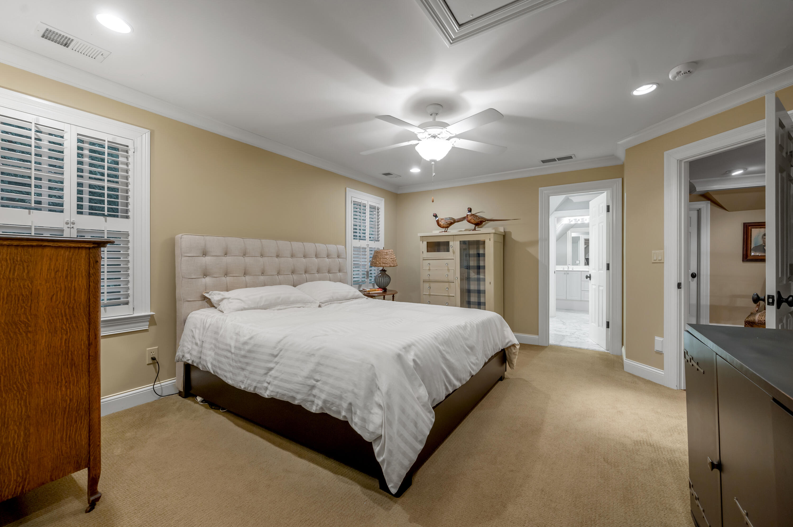 Lexington, Kentucky 40502, United States, 5 Bedrooms Bedrooms, ,5 BathroomsBathrooms,Residential,Active,227366