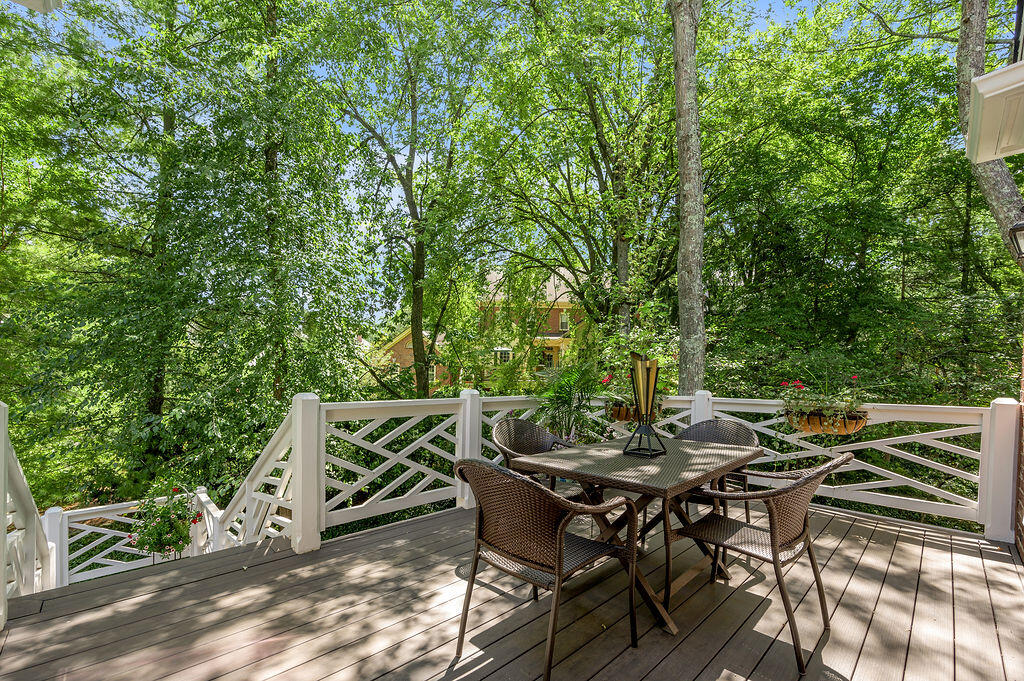 Lexington, Kentucky 40502, United States, 5 Bedrooms Bedrooms, ,5 BathroomsBathrooms,Residential,Active,227366