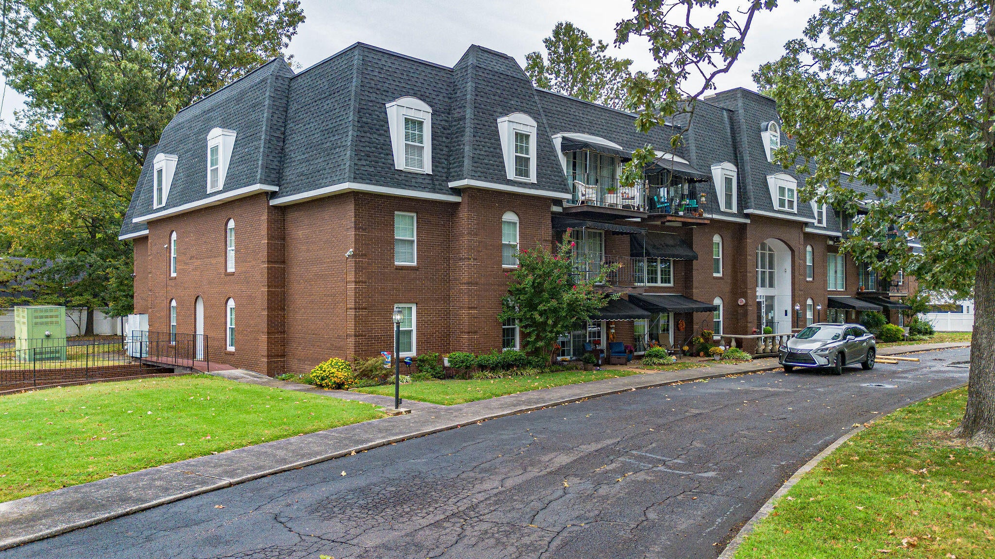 2949 Harrison Street 107