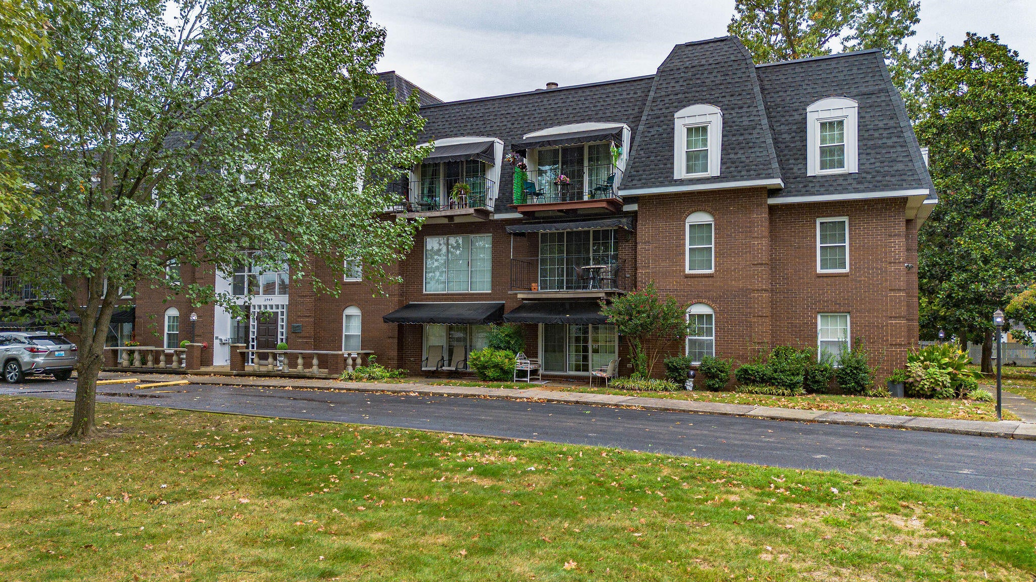 2949 Harrison Street 107