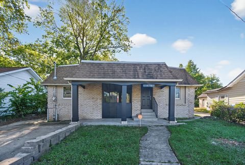 Photo of 416 Douglas Avenue, Lexington, KY 40508 (MLS # 25503679)