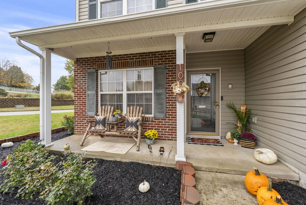 Photo of 100 River Run Court, Georgetown, KY 40324 (MLS # 25505053)