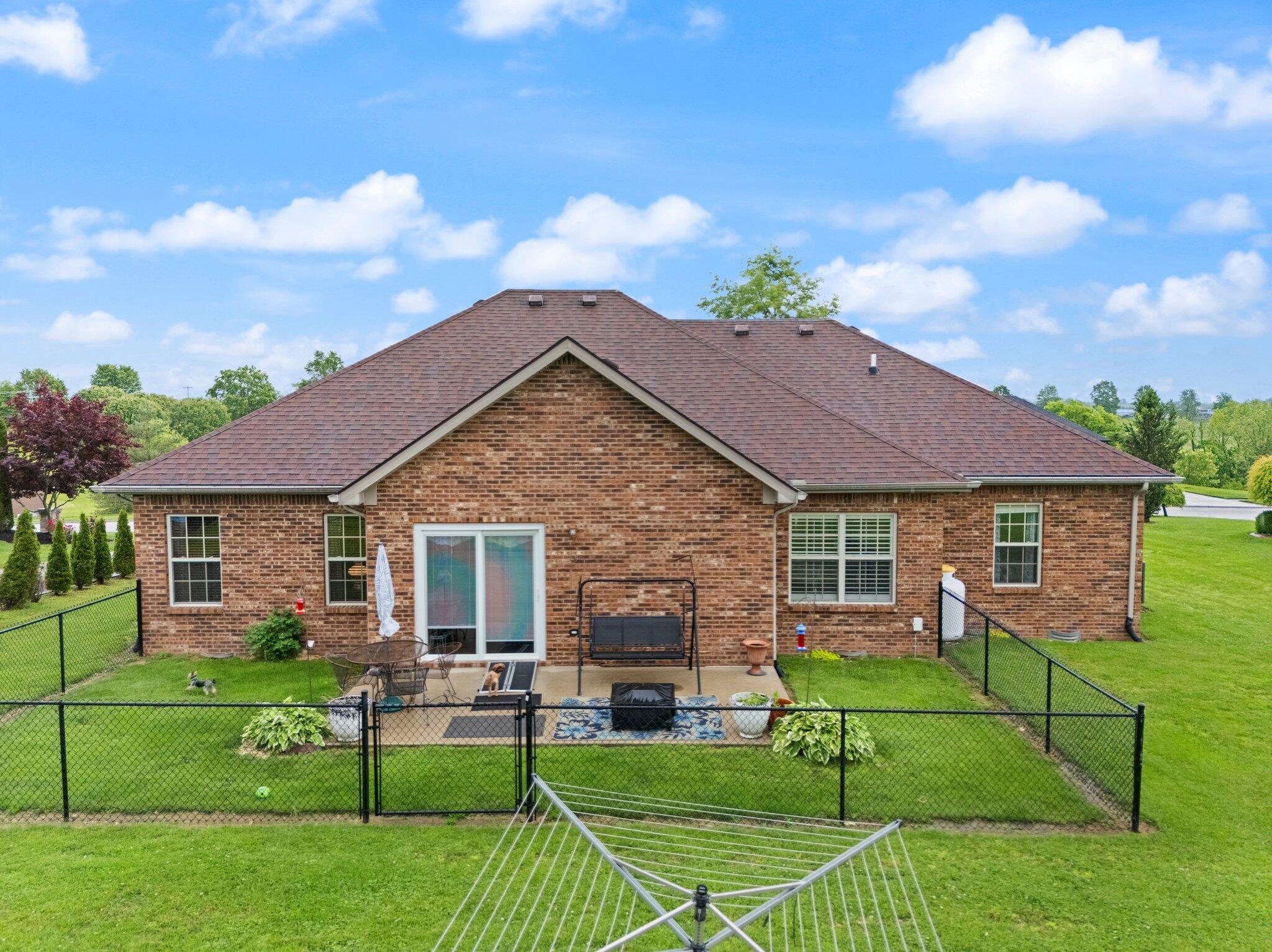 Richmond, Kentucky 40475, United States, 3 Bedrooms Bedrooms, ,2 BathroomsBathrooms,Residential,Active,129580