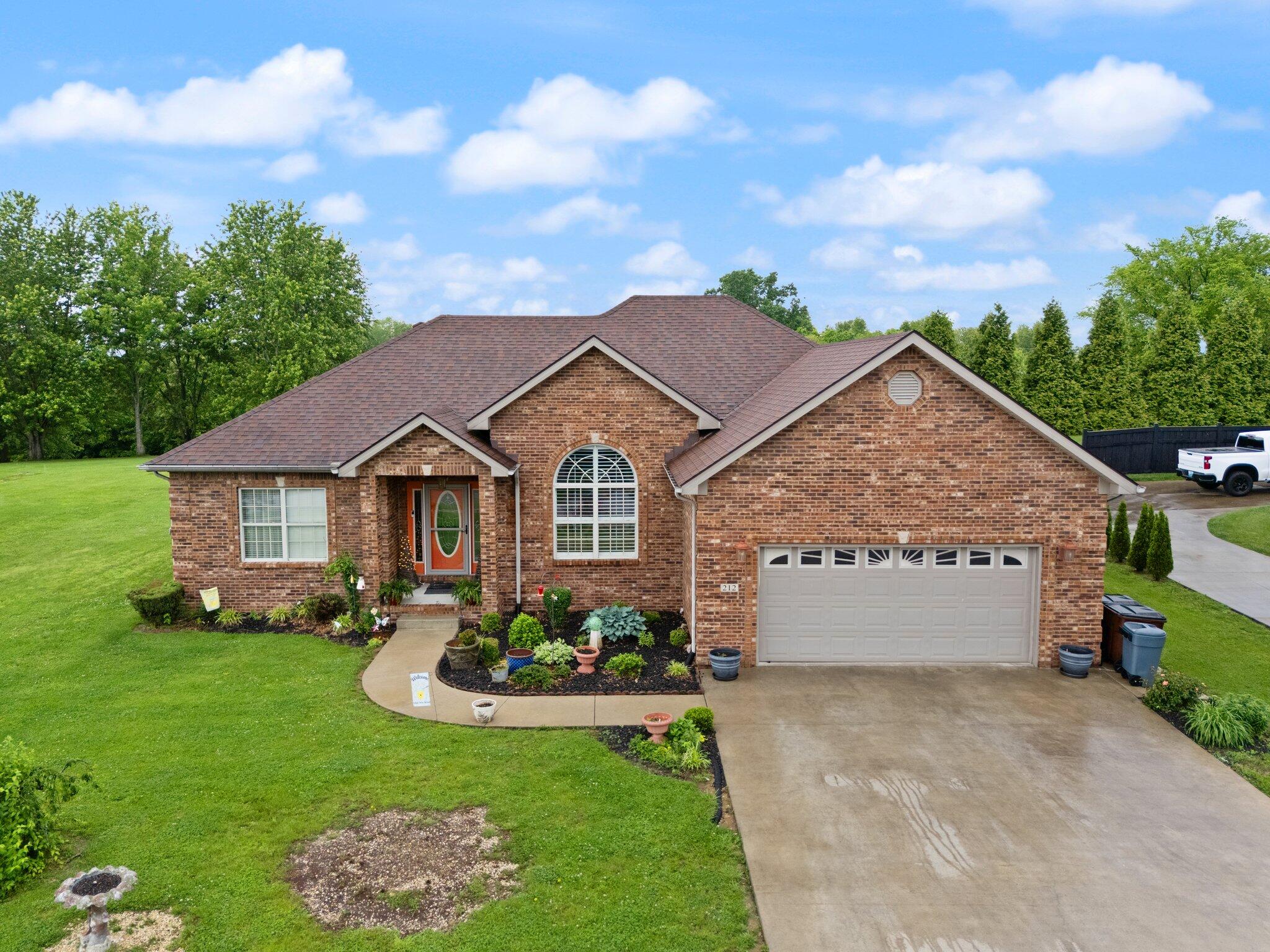 Richmond, Kentucky 40475, United States, 3 Bedrooms Bedrooms, ,2 BathroomsBathrooms,Residential,Active,129580