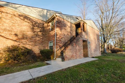 Photo of 421 Redding Road 14 #14, Lexington, KY 40517 (MLS # 25507776)
