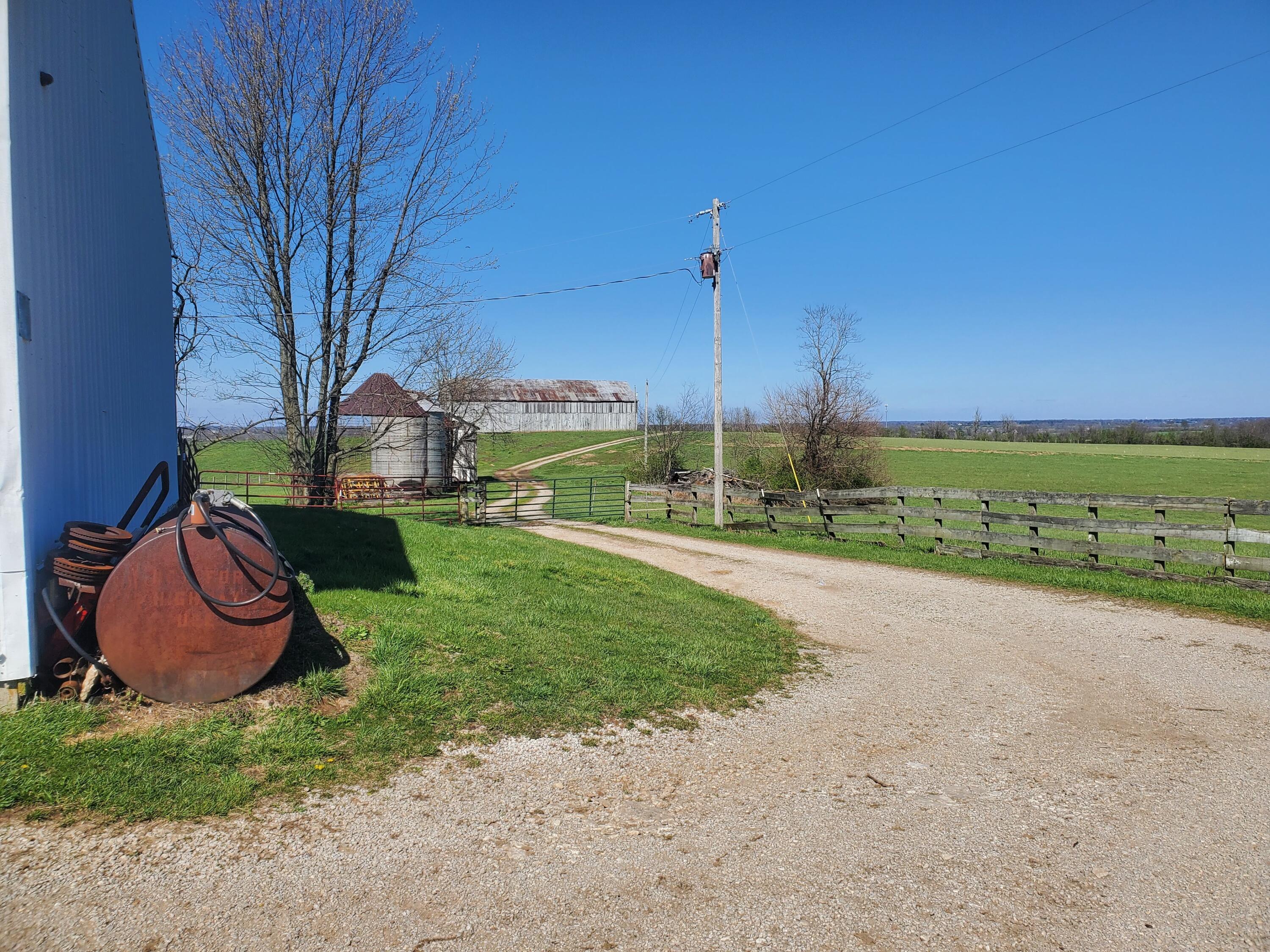 Nicholasville, Kentucky 40356, United States, 5 Bedrooms Bedrooms, ,2 BathroomsBathrooms,Land,Active,38059