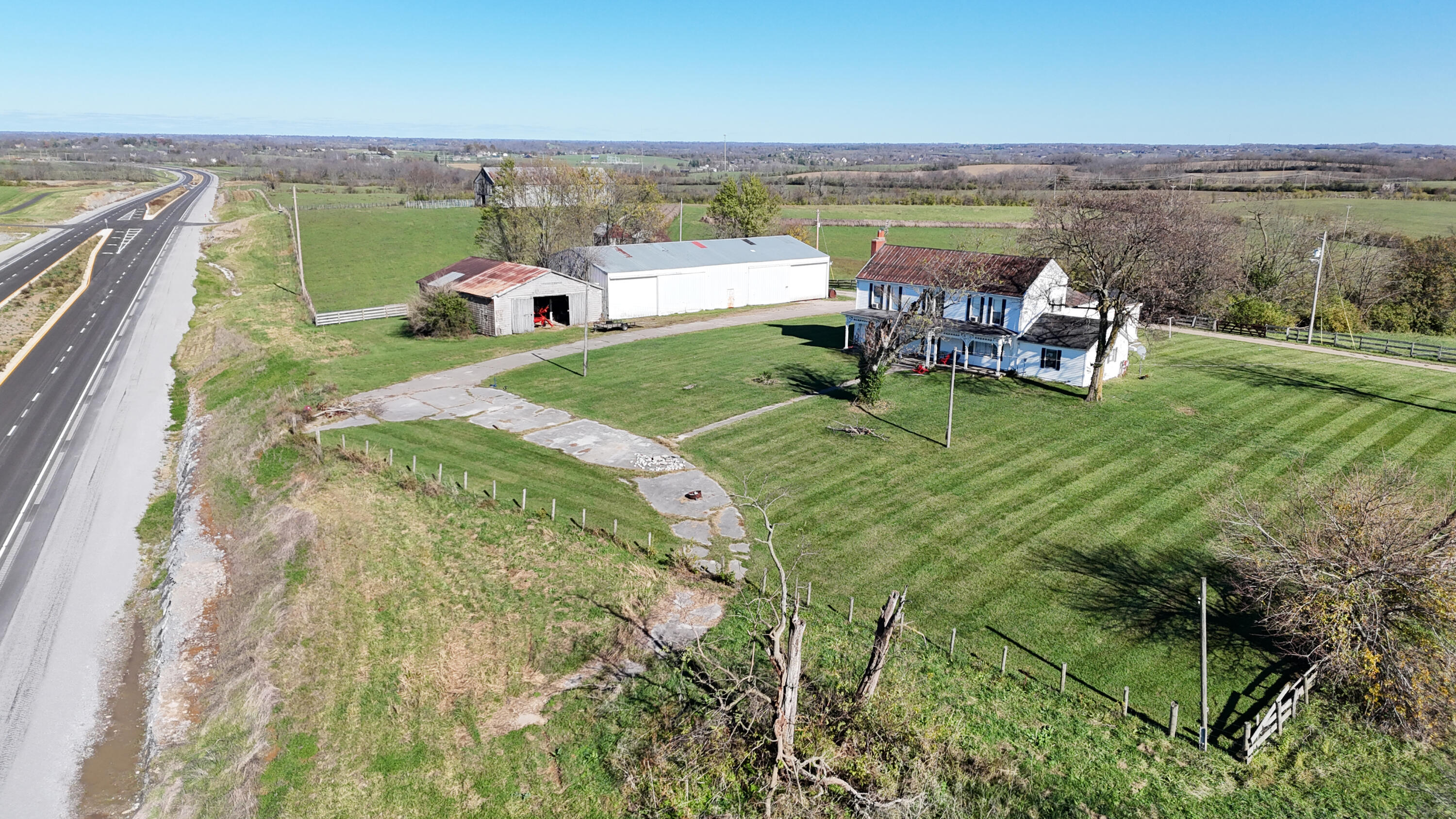 Nicholasville, Kentucky 40356, United States, 5 Bedrooms Bedrooms, ,2 BathroomsBathrooms,Land,Active,38059