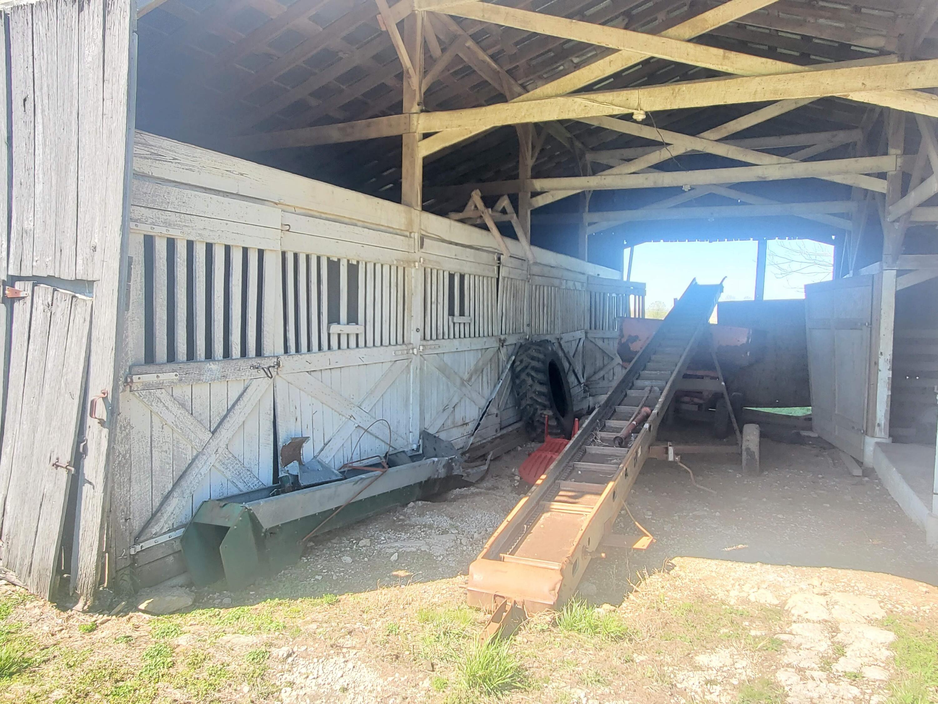 Nicholasville, Kentucky 40356, United States, 5 Bedrooms Bedrooms, ,2 BathroomsBathrooms,Land,Active,38059