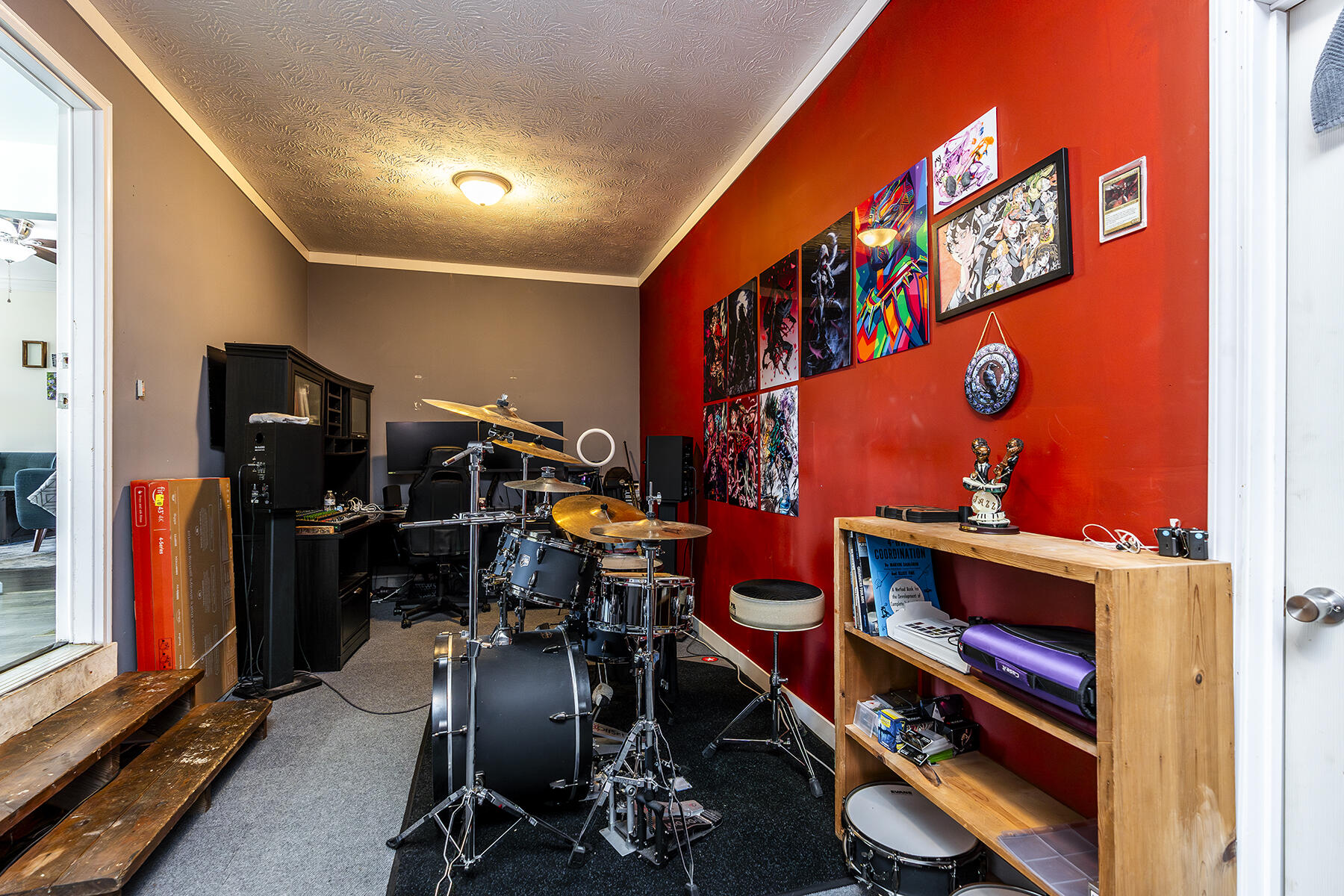 Berea, Kentucky 40403, United States, 3 Bedrooms Bedrooms, ,2 BathroomsBathrooms,Residential,Contingent,3409