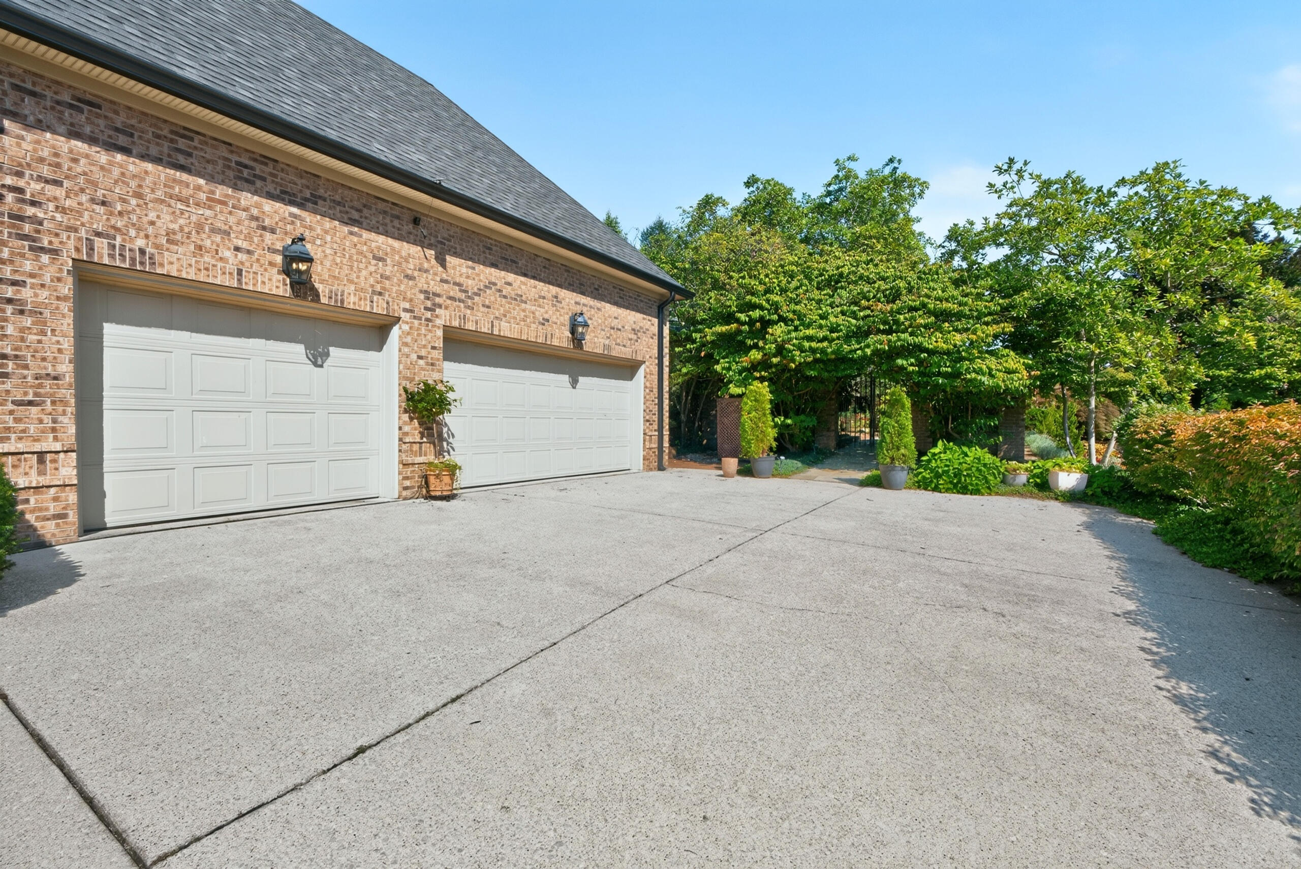 3609 Barrow Wood Ln, Lexington, KY, 40502, USA, 4 Bedrooms Bedrooms, ,4 BathroomsBathrooms,Residential,Pending,3609 Barrow Wood Ln,26021121