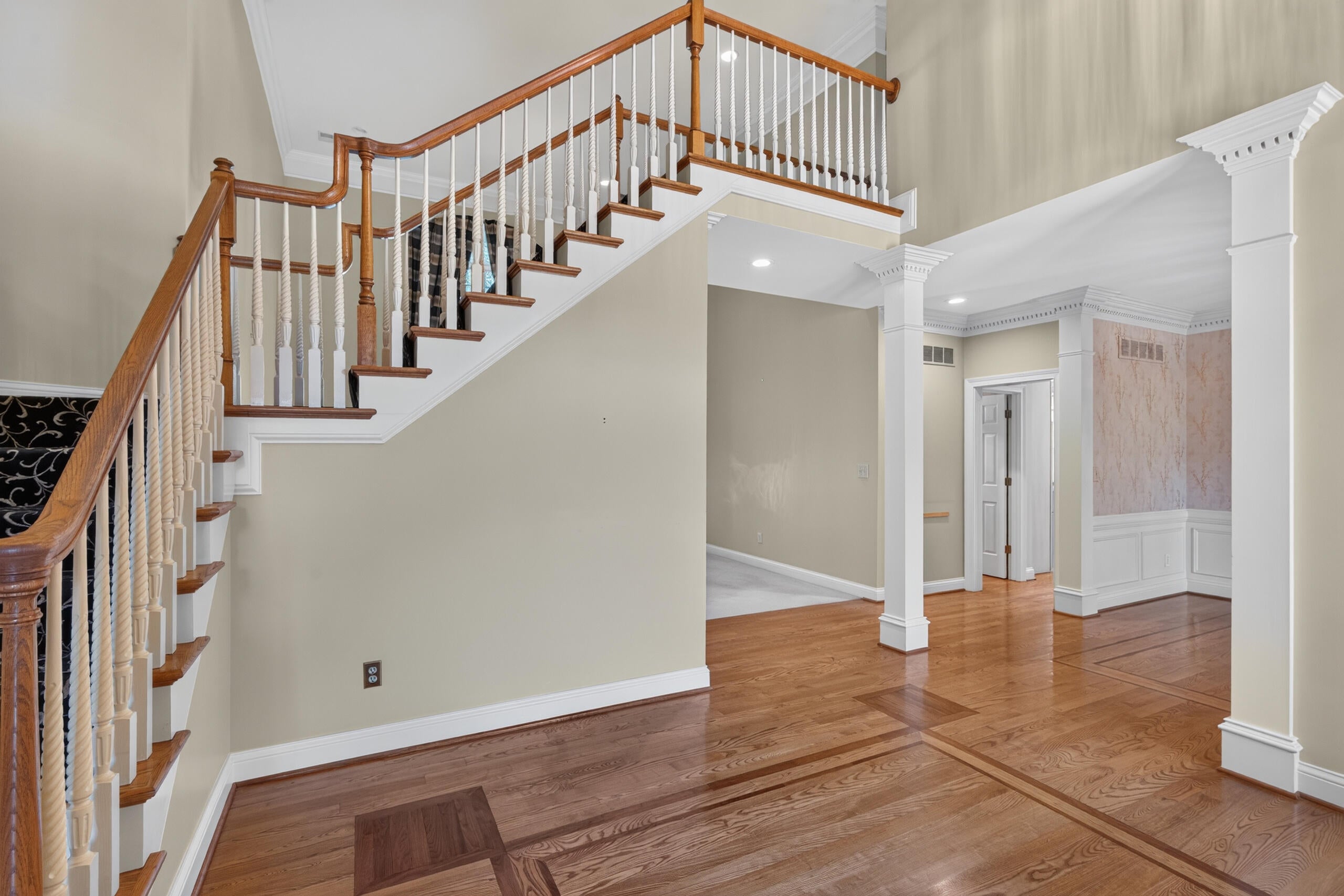 3609 Barrow Wood Ln, Lexington, KY, 40502, USA, 4 Bedrooms Bedrooms, ,4 BathroomsBathrooms,Residential,Pending,3609 Barrow Wood Ln,26021121