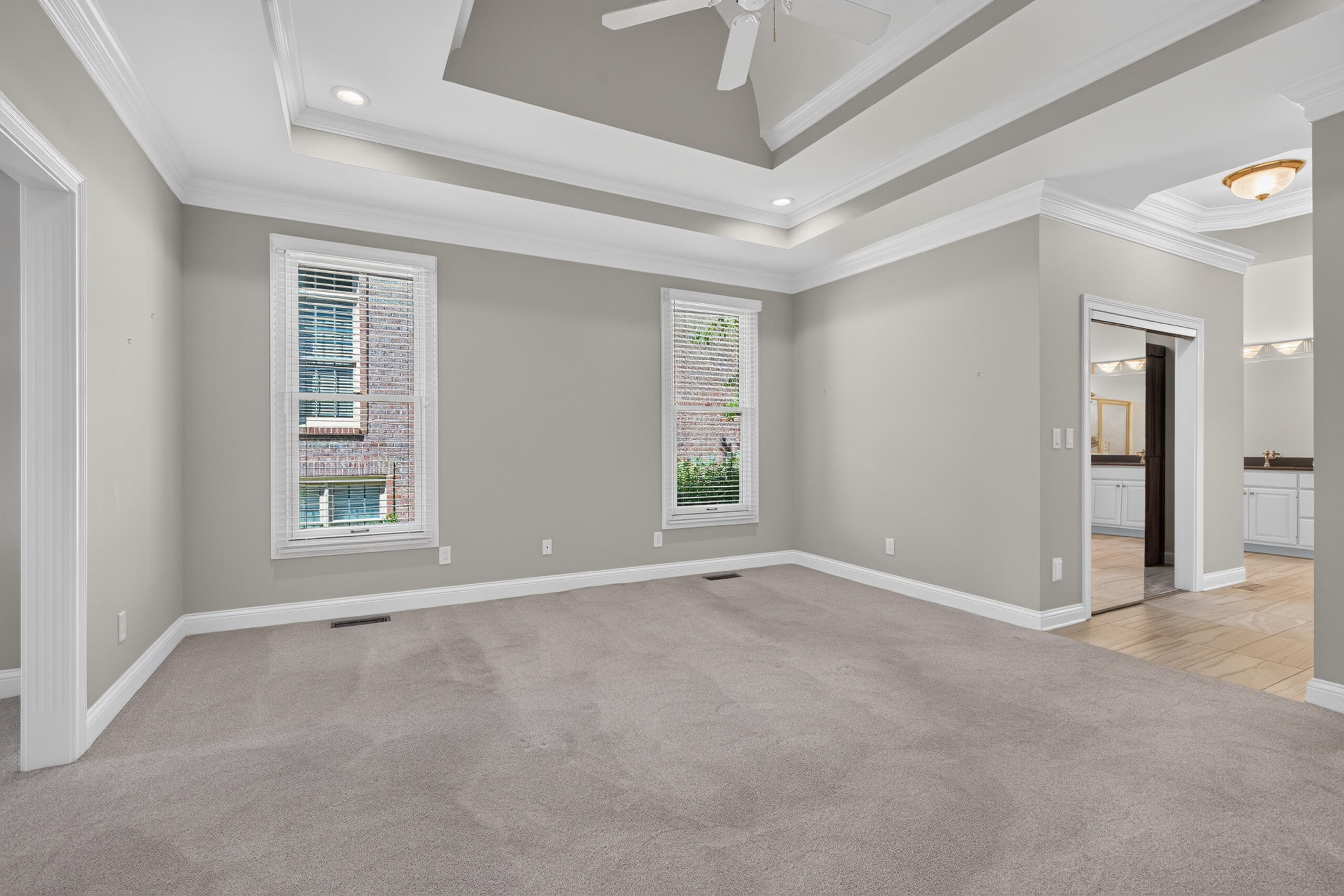 3609 Barrow Wood Ln, Lexington, KY, 40502, USA, 4 Bedrooms Bedrooms, ,4 BathroomsBathrooms,Residential,Pending,3609 Barrow Wood Ln,26021121