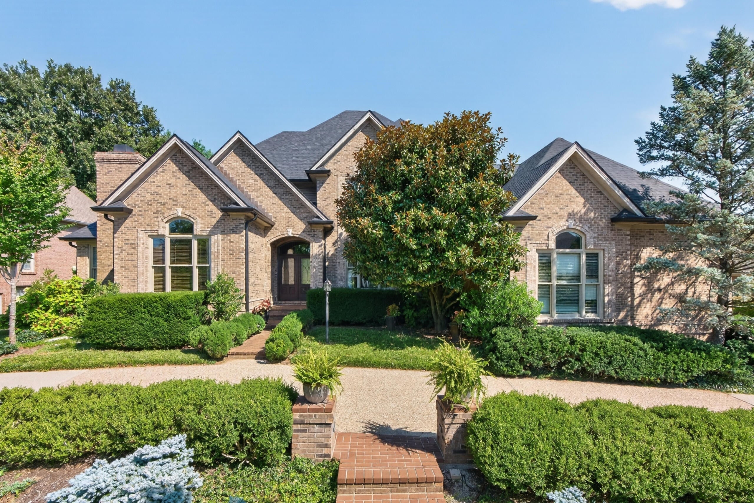 3609 Barrow Wood Ln, Lexington, KY, 40502, USA, 4 Bedrooms Bedrooms, ,4 BathroomsBathrooms,Residential,Pending,3609 Barrow Wood Ln,26021121