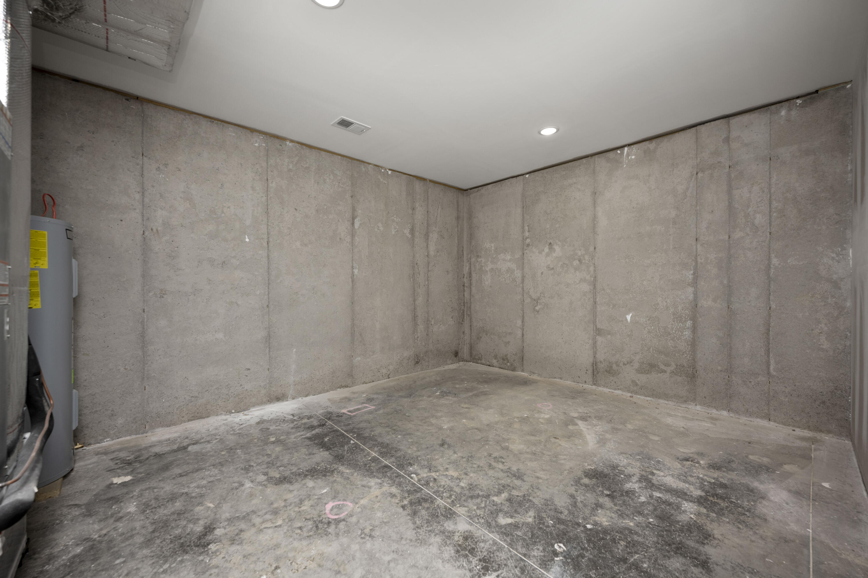 Richmond, Kentucky 40475, United States, 5 Bedrooms Bedrooms, ,3 BathroomsBathrooms,Residential,Active,124038