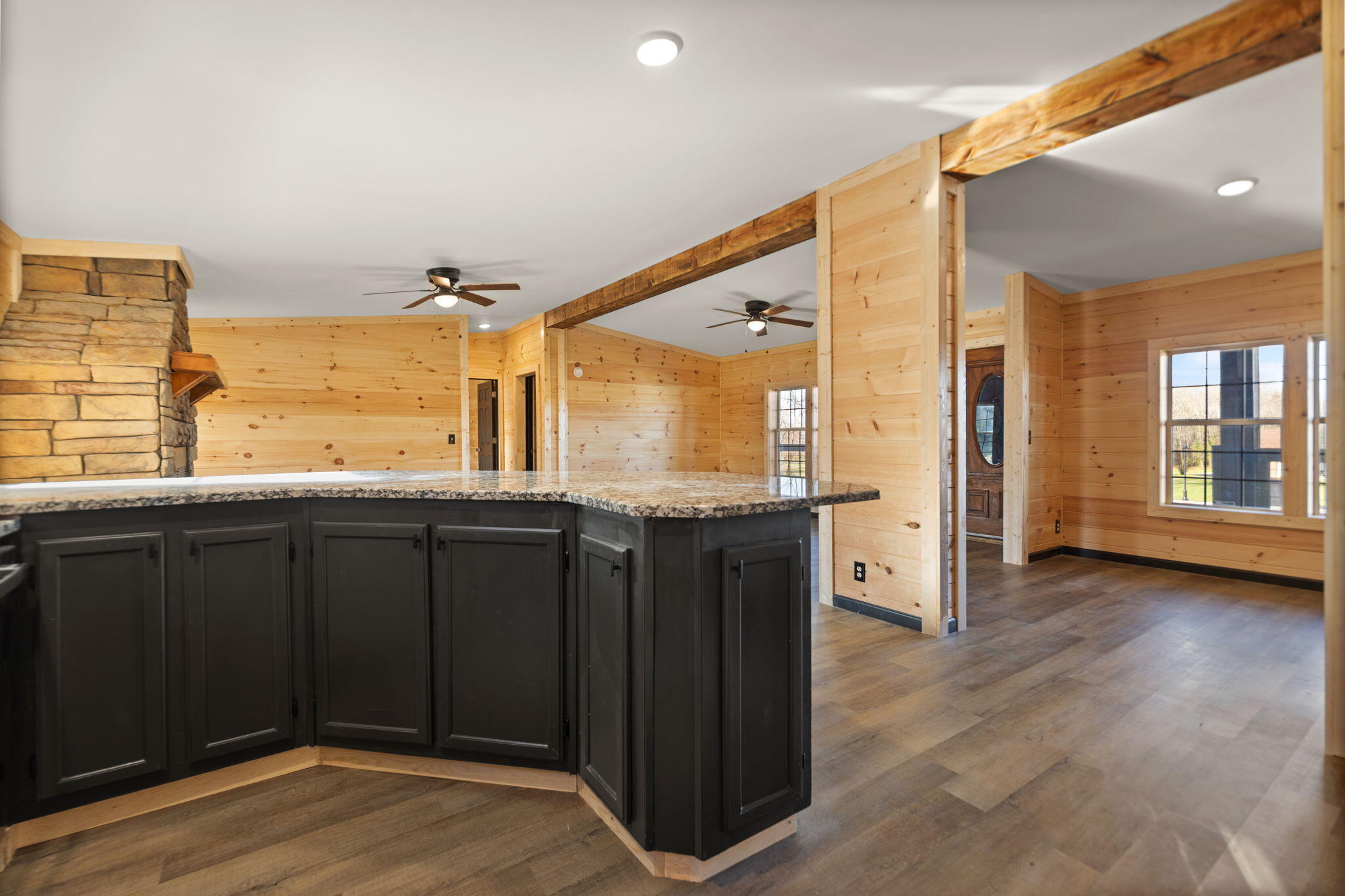 Stanton, Kentucky 40380, United States, 3 Bedrooms Bedrooms, ,2 BathroomsBathrooms,Residential,Active,128421