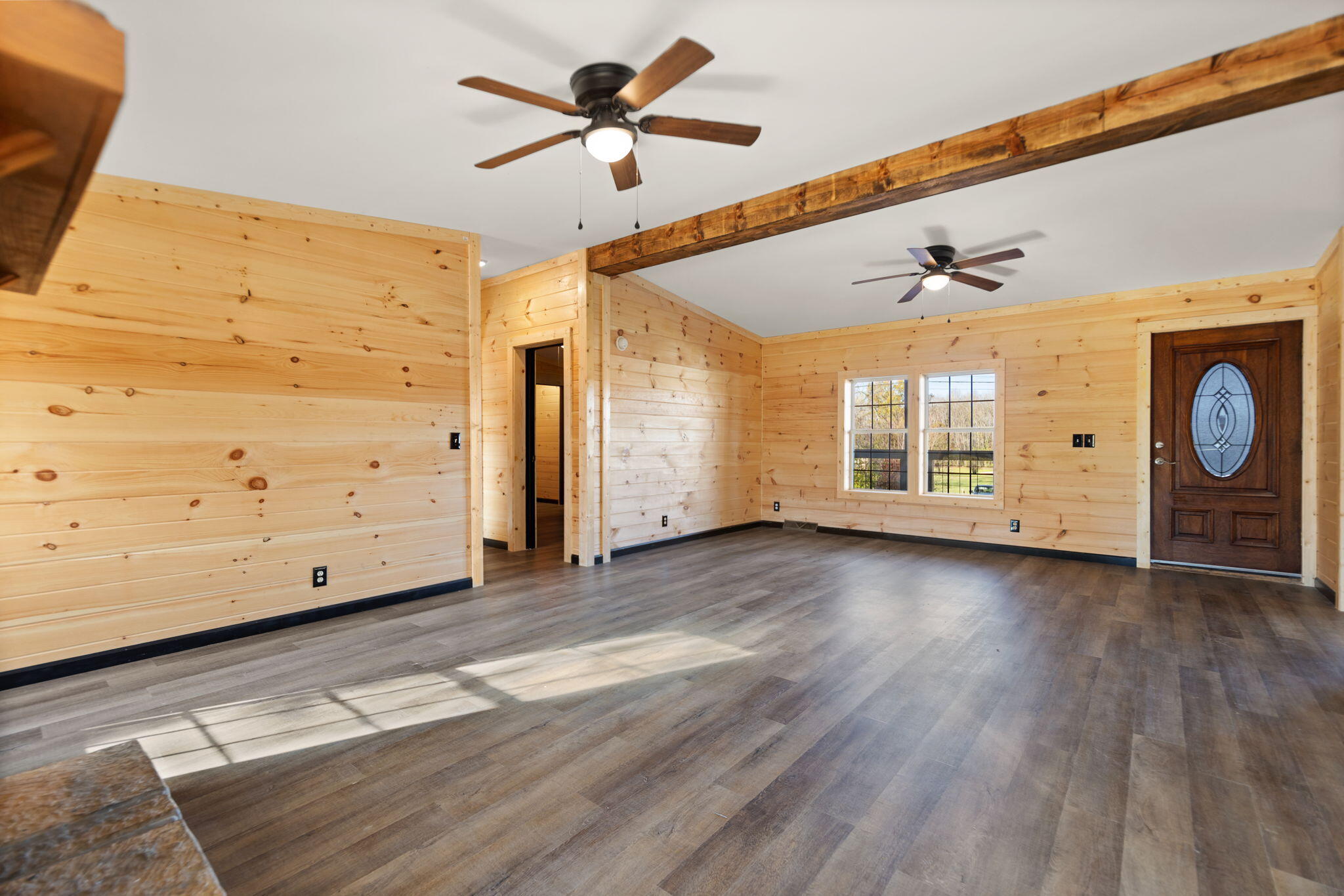 Stanton, Kentucky 40380, United States, 3 Bedrooms Bedrooms, ,2 BathroomsBathrooms,Residential,Active,128421