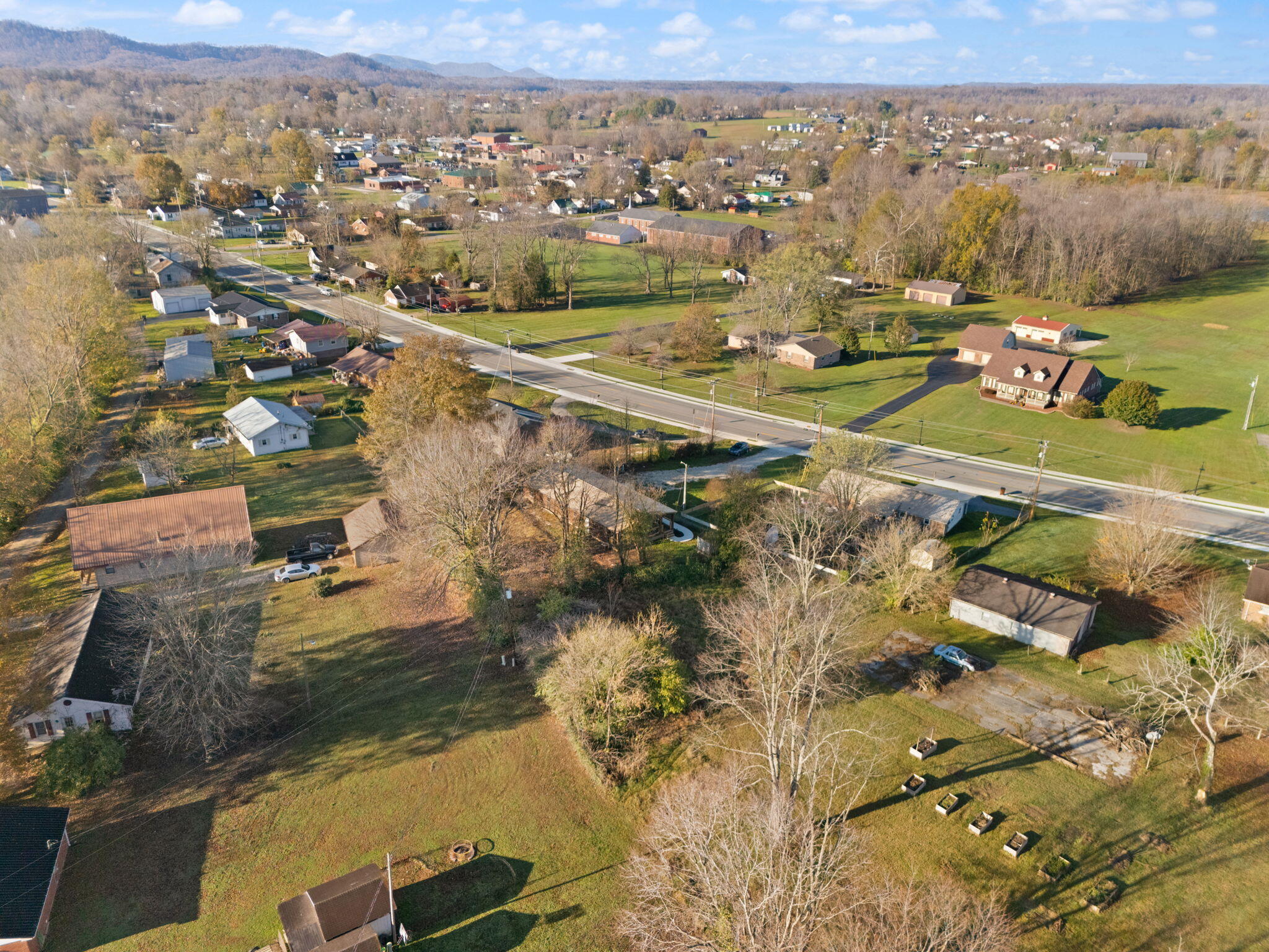 Stanton, Kentucky 40380, United States, 3 Bedrooms Bedrooms, ,2 BathroomsBathrooms,Residential,Active,128421