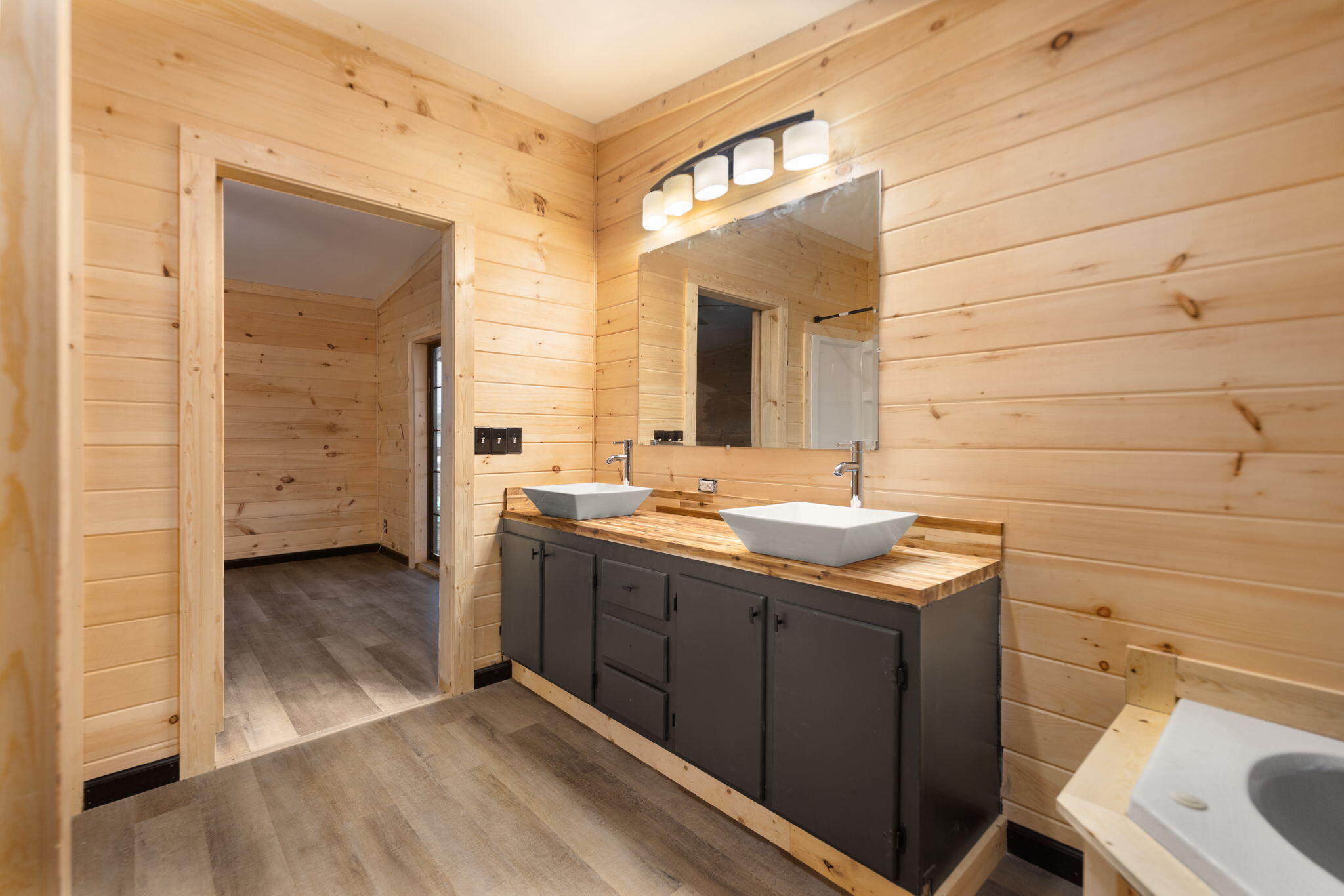 Stanton, Kentucky 40380, United States, 3 Bedrooms Bedrooms, ,2 BathroomsBathrooms,Residential,Active,128421