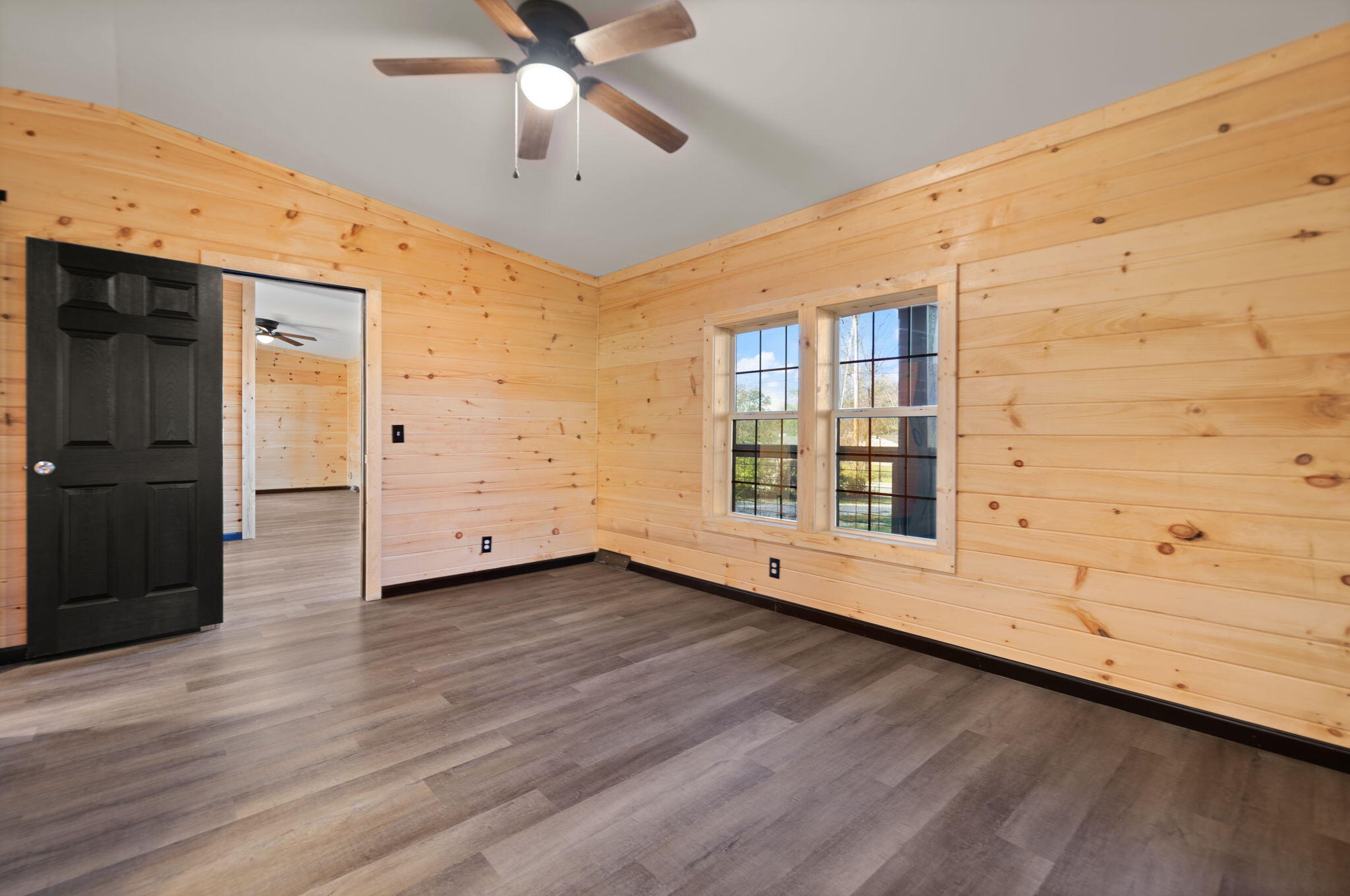 Stanton, Kentucky 40380, United States, 3 Bedrooms Bedrooms, ,2 BathroomsBathrooms,Residential,Active,128421