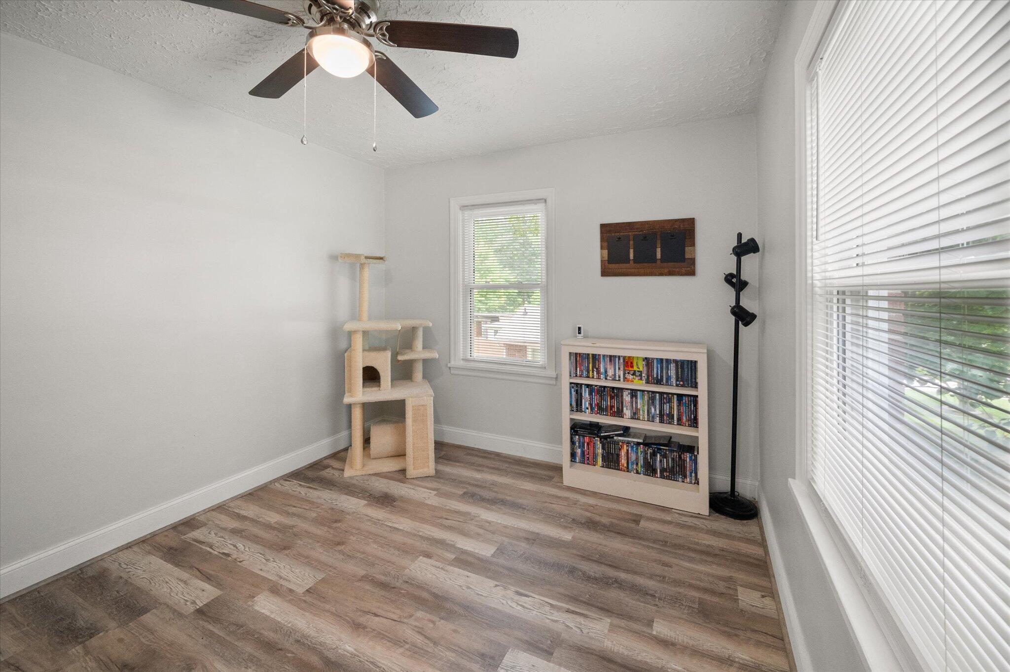 Fairdale, Kentucky 40118, United States, 3 Bedrooms Bedrooms, ,1 BathroomBathrooms,Residential,Active,169608