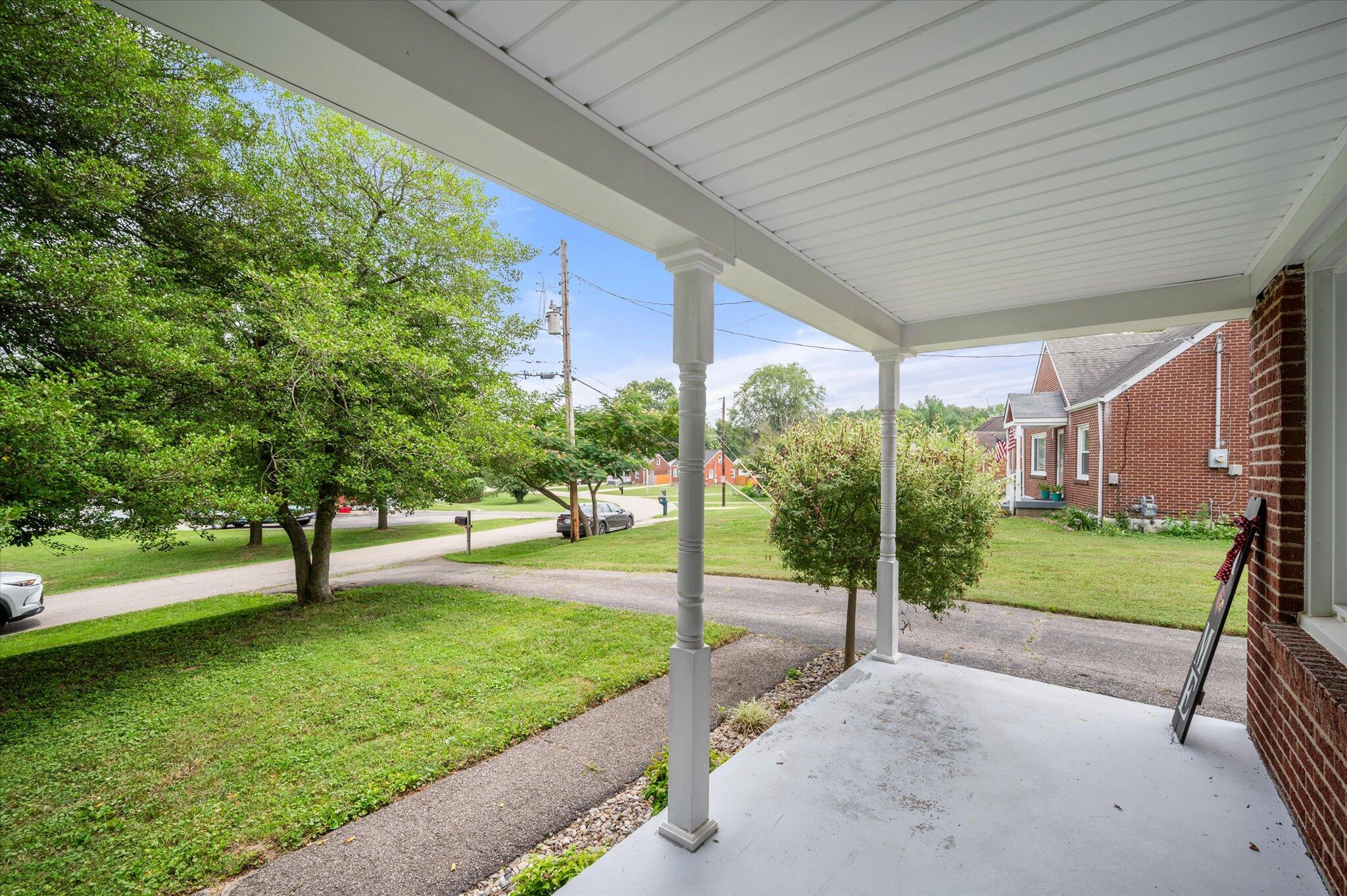 Fairdale, Kentucky 40118, United States, 3 Bedrooms Bedrooms, ,1 BathroomBathrooms,Residential,Active,169608