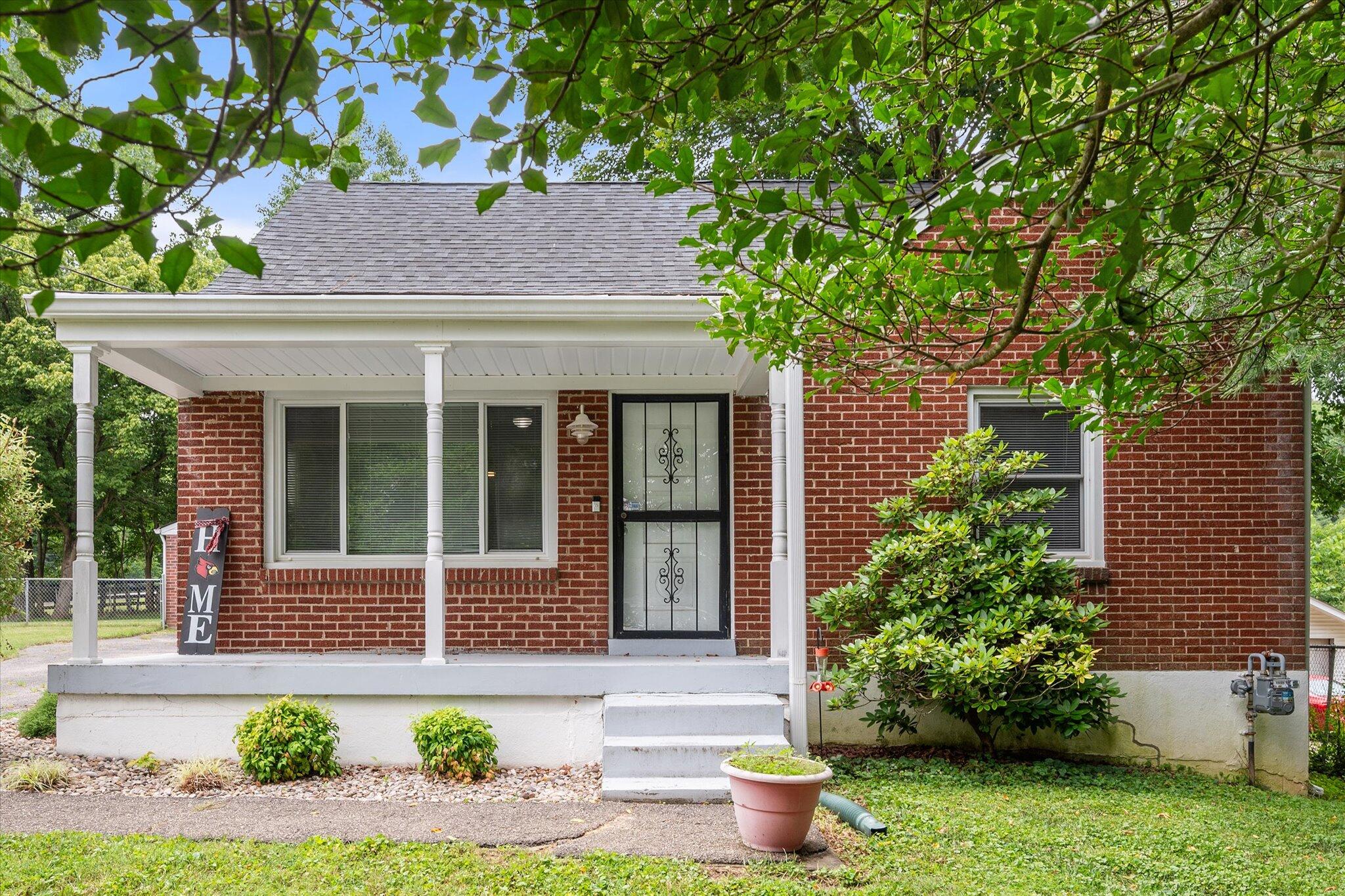 Fairdale, Kentucky 40118, United States, 3 Bedrooms Bedrooms, ,1 BathroomBathrooms,Residential,Active,169608