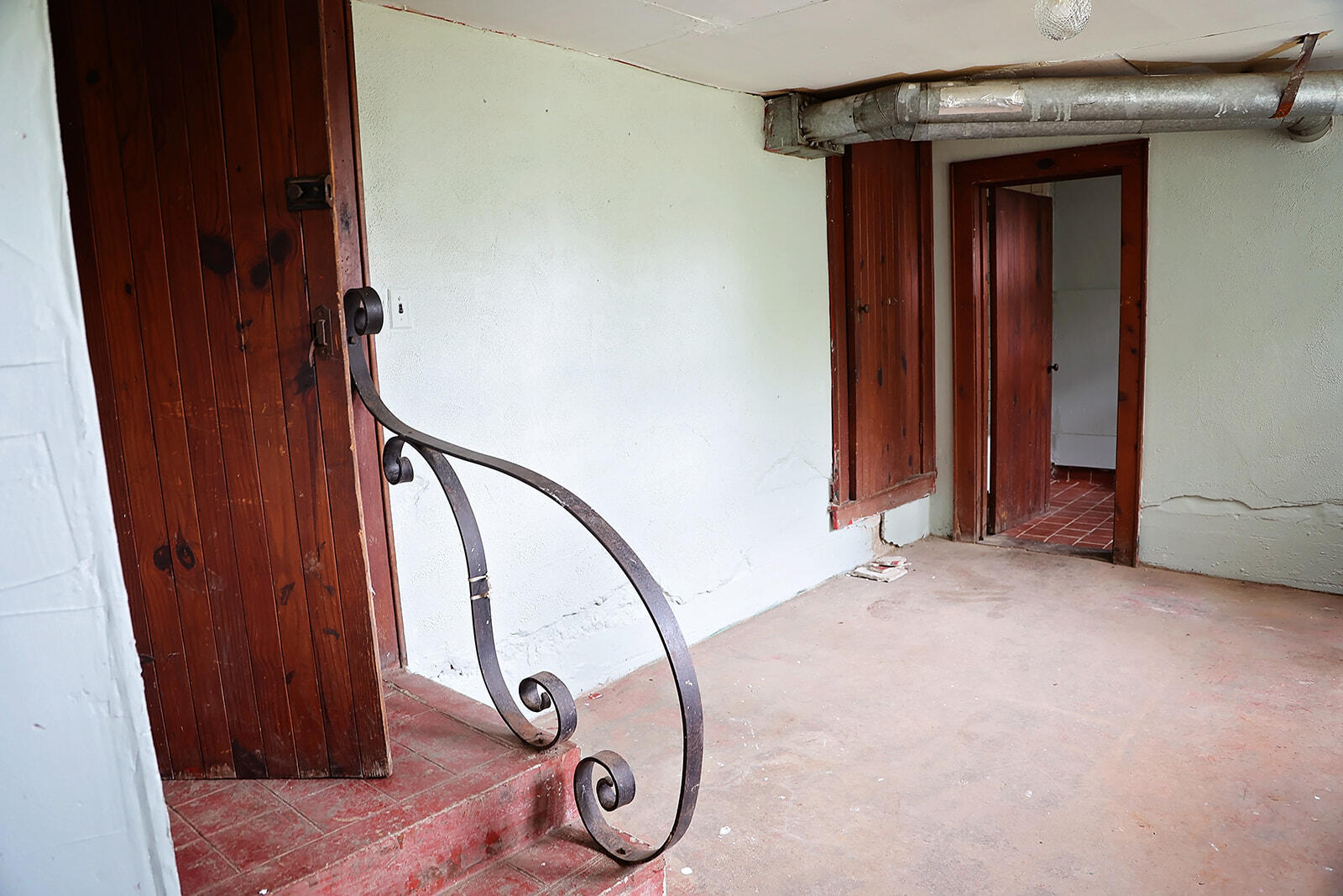 Berea, Kentucky 40403, United States, 4 Bedrooms Bedrooms, ,2 BathroomsBathrooms,Residential,Active,214712