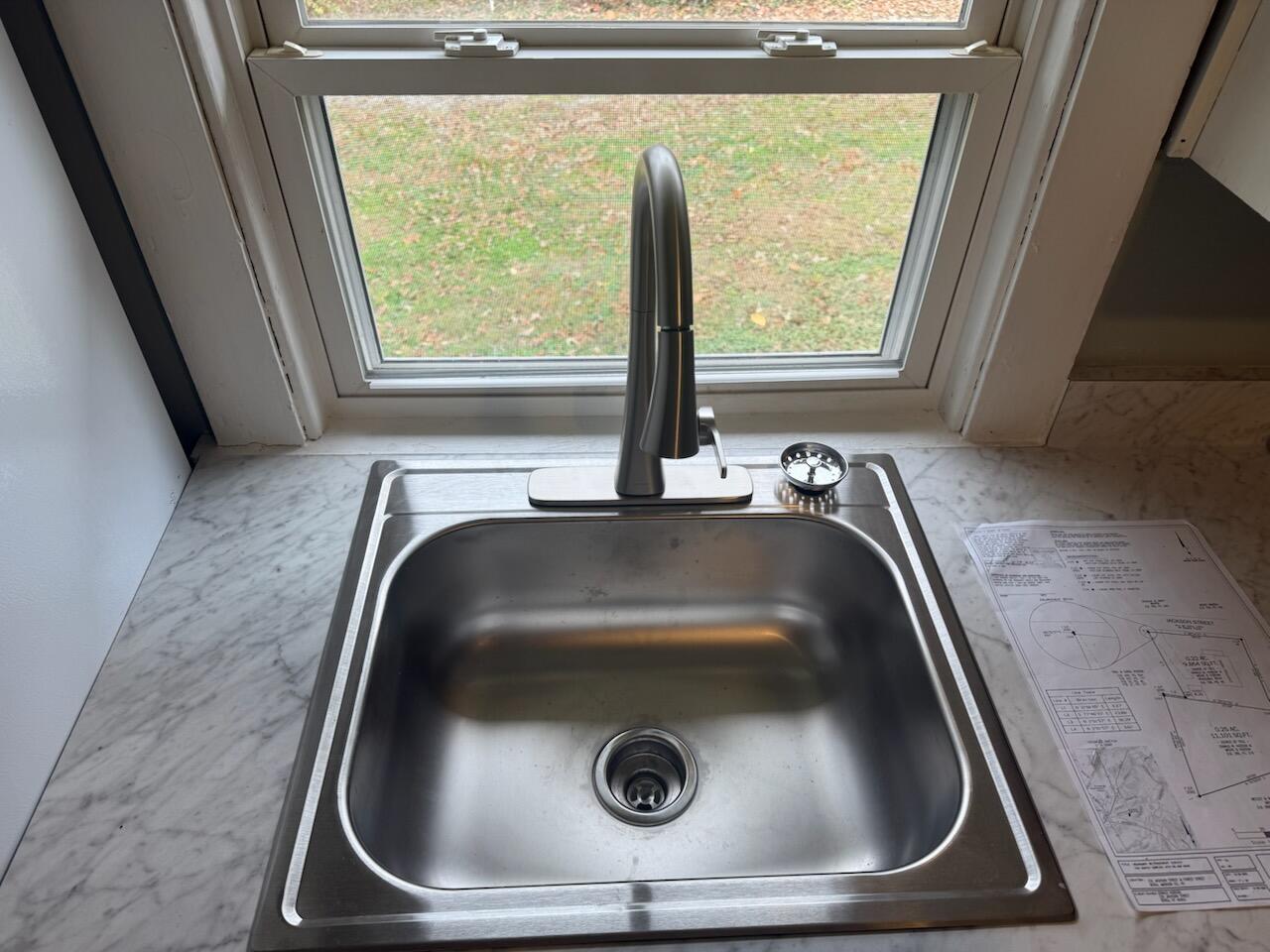 Berea, Kentucky 40403, United States, 4 Bedrooms Bedrooms, ,2 BathroomsBathrooms,Residential,Active,214712