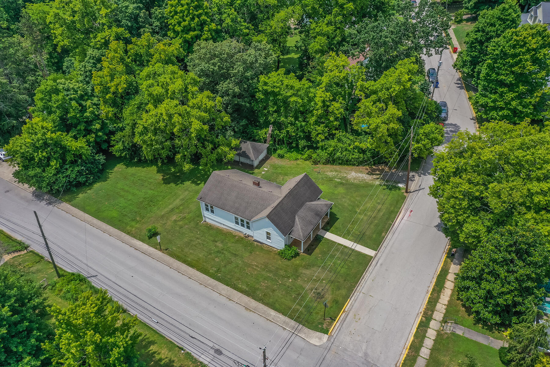 Berea, Kentucky 40403, United States, 4 Bedrooms Bedrooms, ,2 BathroomsBathrooms,Residential,Active,214712