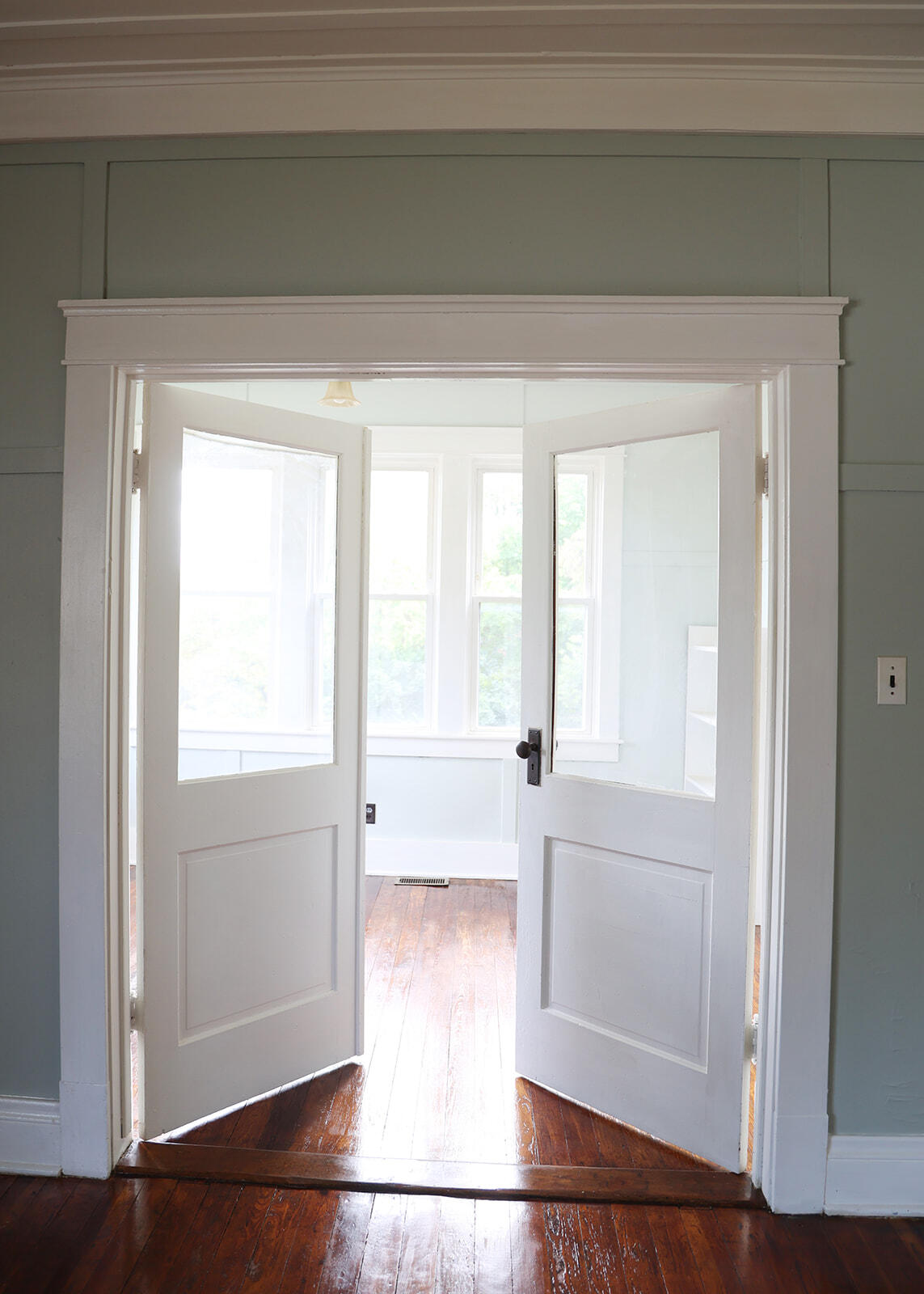 Berea, Kentucky 40403, United States, 4 Bedrooms Bedrooms, ,2 BathroomsBathrooms,Residential,Active,214712