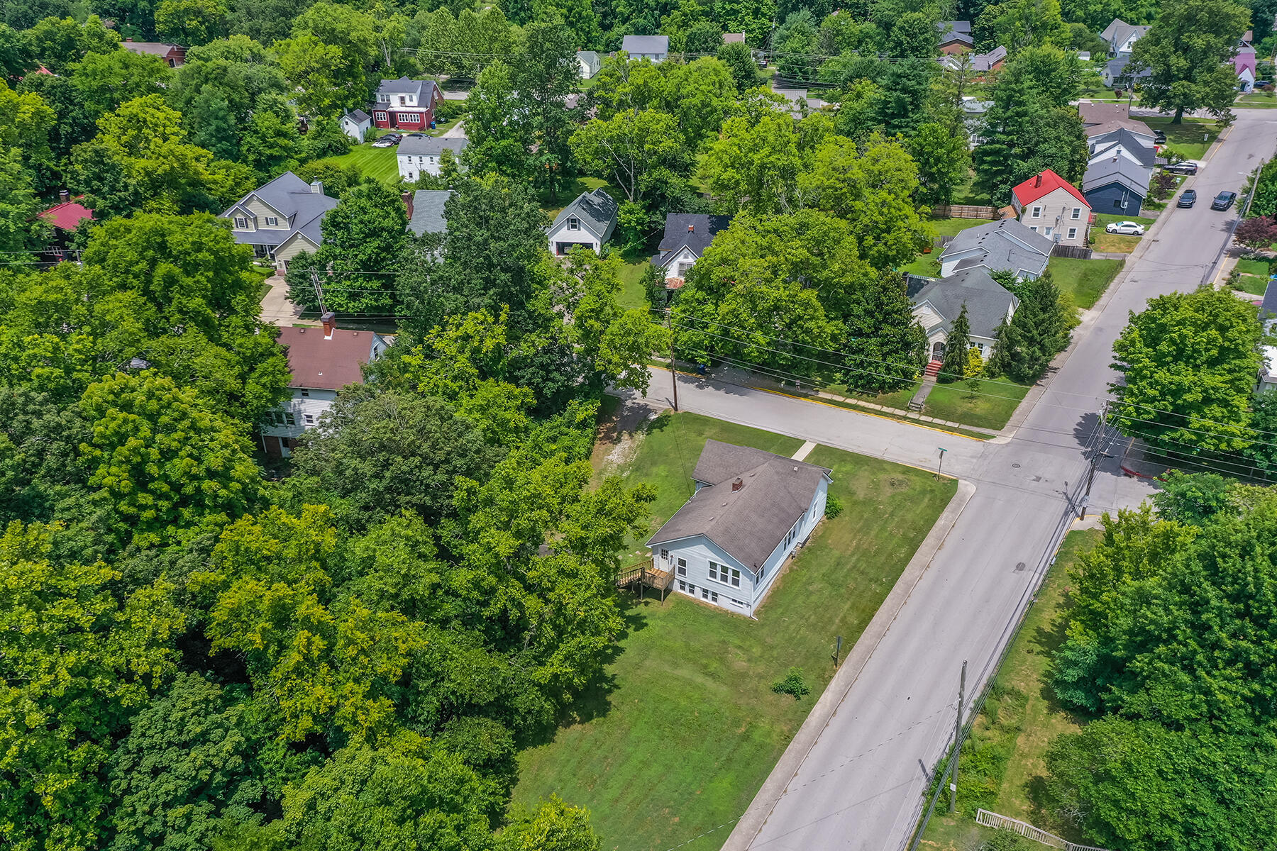 Berea, Kentucky 40403, United States, 4 Bedrooms Bedrooms, ,2 BathroomsBathrooms,Residential,Active,214712