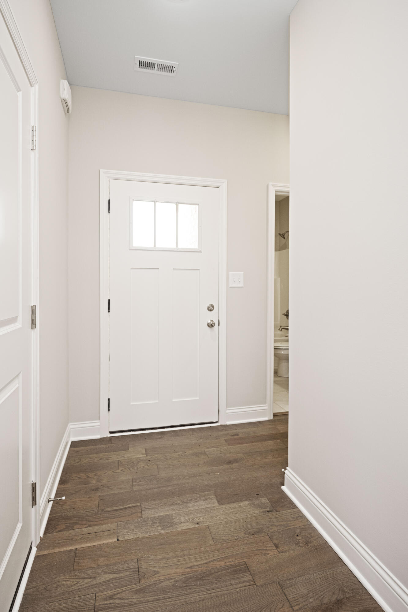 Richmond, Kentucky 40475, United States, 3 Bedrooms Bedrooms, ,2 BathroomsBathrooms,Residential,Active,70188