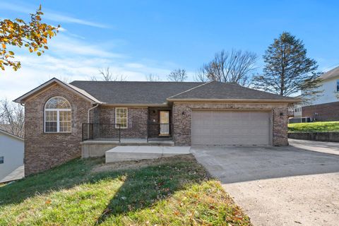 Photo of 103 Harborside Court, Georgetown, KY 40324 (MLS # 25506208)