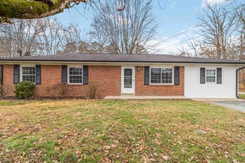 Photo of 12 Ashley Avenue, Corbin, KY 40701 (MLS # 25507621)
