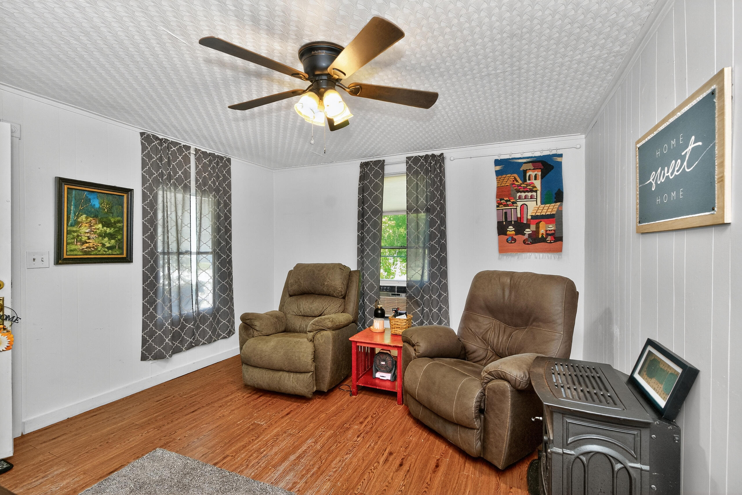 Berea, Kentucky 40403, United States, 2 Bedrooms Bedrooms, ,1 BathroomBathrooms,Residential,Active,172678