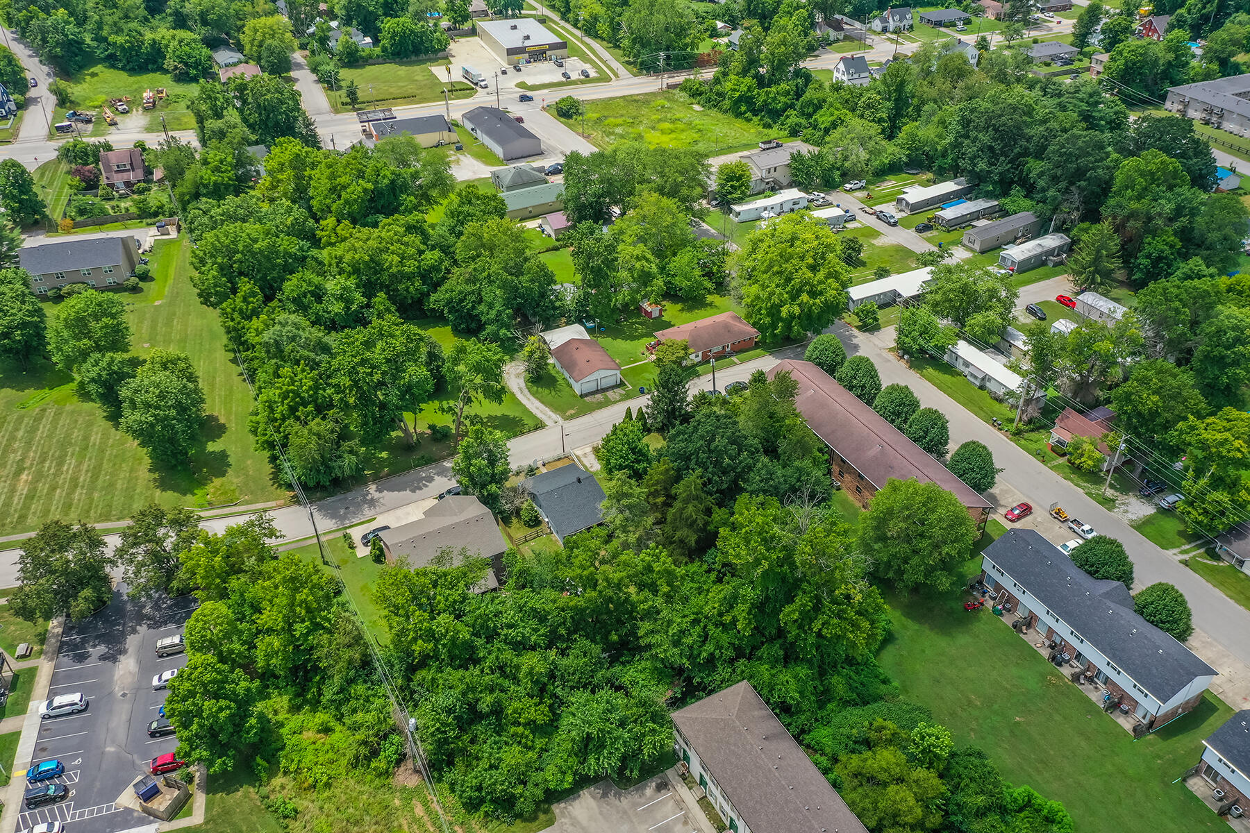 Berea, Kentucky 40403, United States, 2 Bedrooms Bedrooms, ,1 BathroomBathrooms,Residential,Active,172678