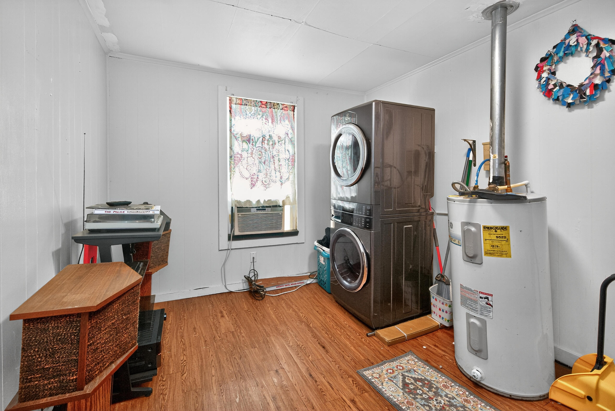 Berea, Kentucky 40403, United States, 2 Bedrooms Bedrooms, ,1 BathroomBathrooms,Residential,Active,172678