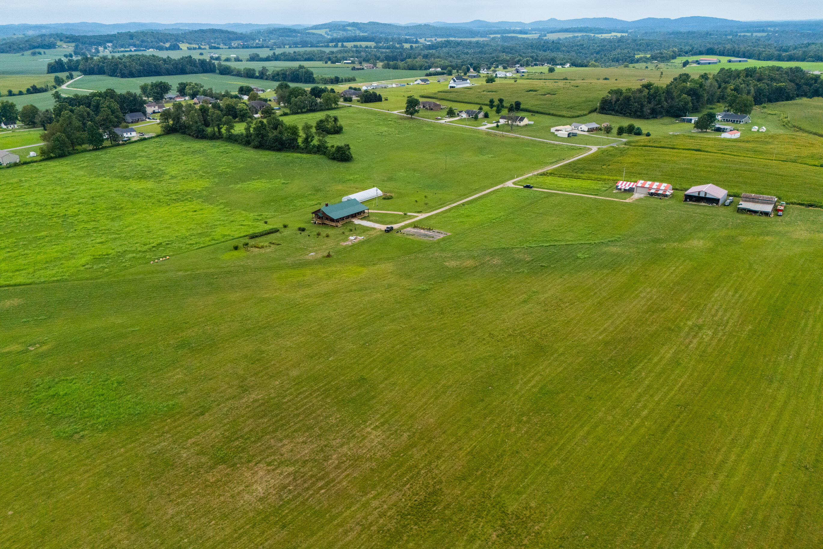 Brodhead, Kentucky 40409, United States, 4 Bedrooms Bedrooms, ,4 BathroomsBathrooms,Residential,Active,196721