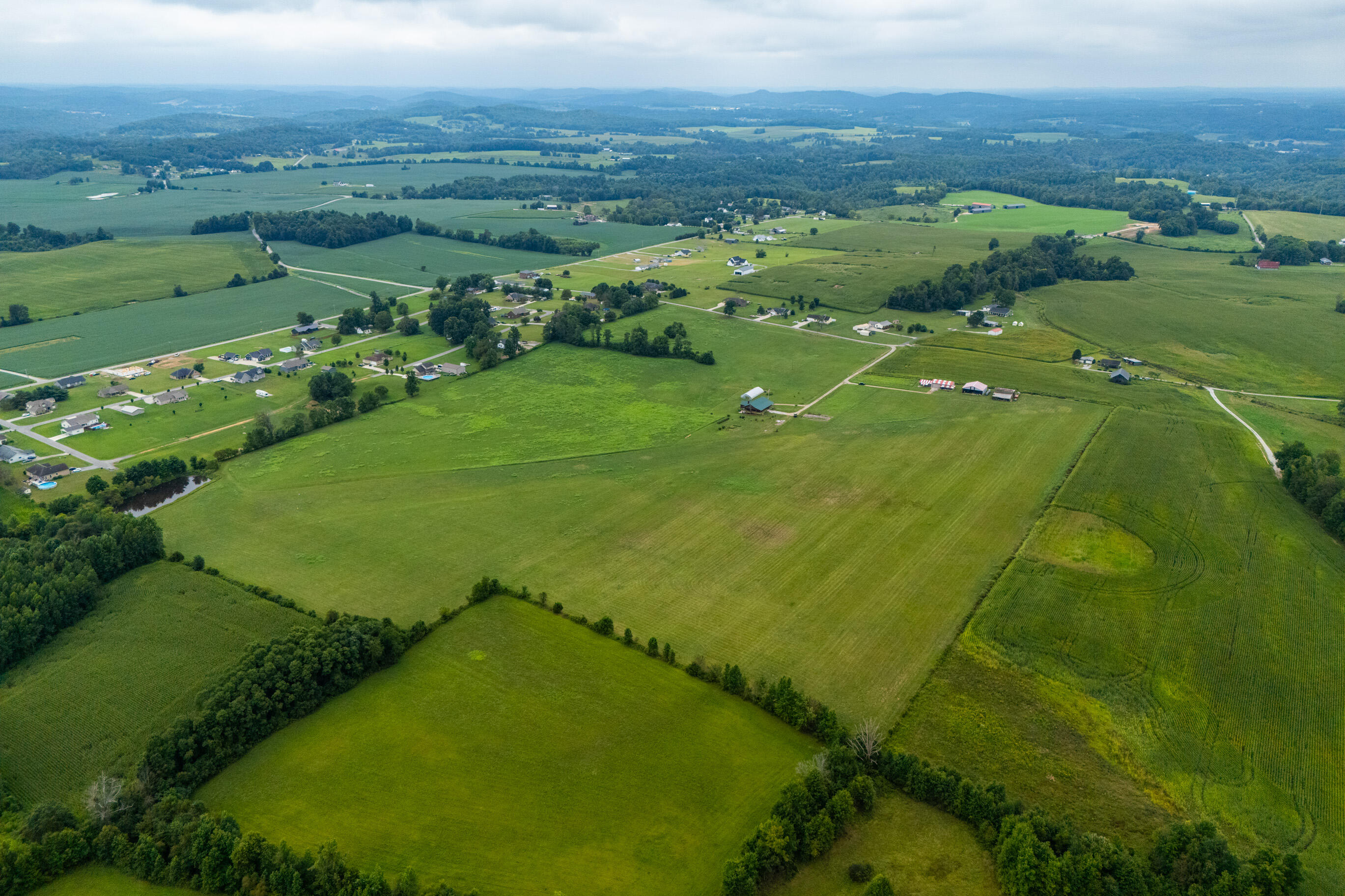Brodhead, Kentucky 40409, United States, 4 Bedrooms Bedrooms, ,4 BathroomsBathrooms,Residential,Active,196721