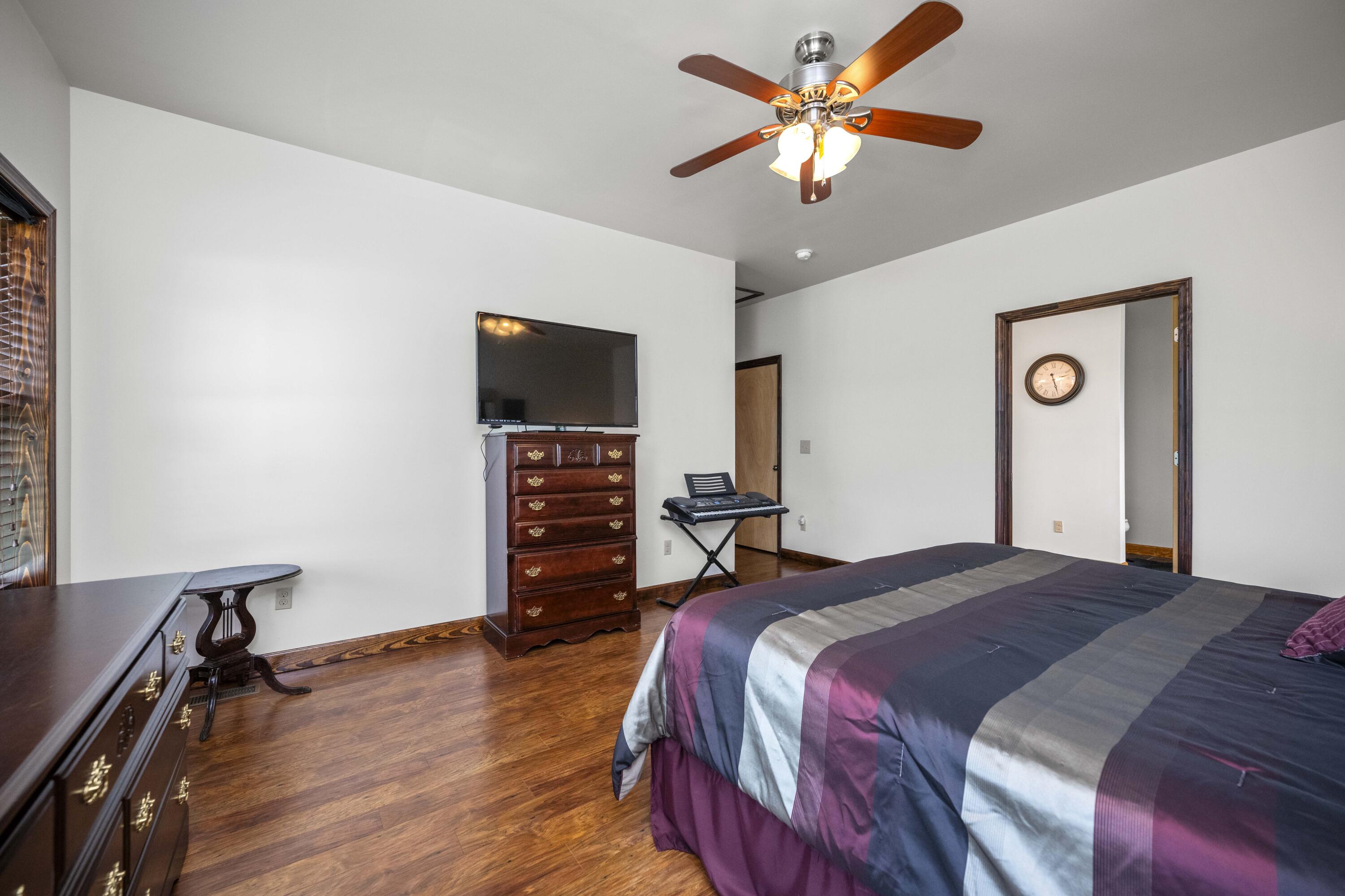 Brodhead, Kentucky 40409, United States, 4 Bedrooms Bedrooms, ,4 BathroomsBathrooms,Residential,Active,196721