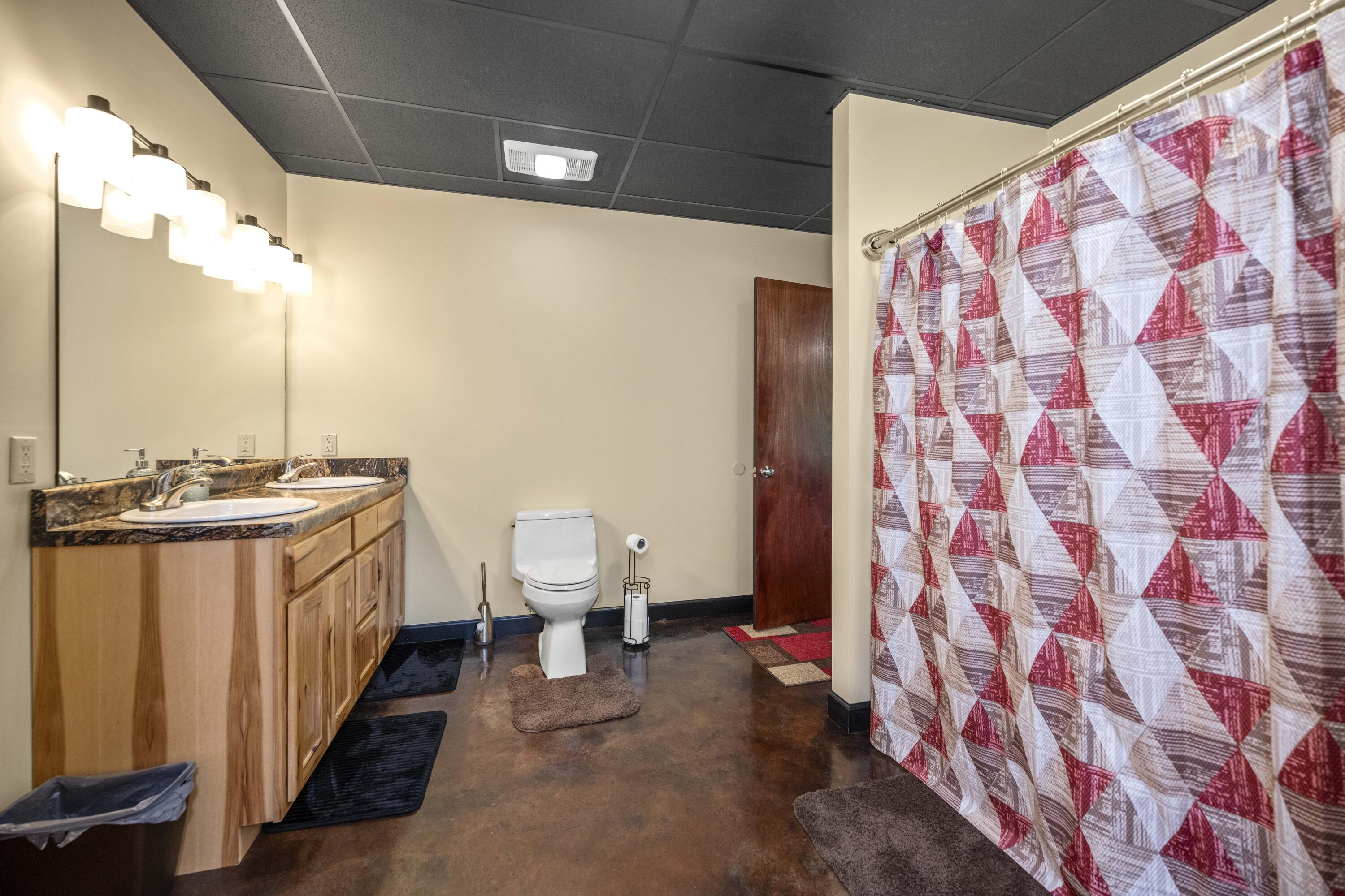 Brodhead, Kentucky 40409, United States, 4 Bedrooms Bedrooms, ,4 BathroomsBathrooms,Residential,Active,196721