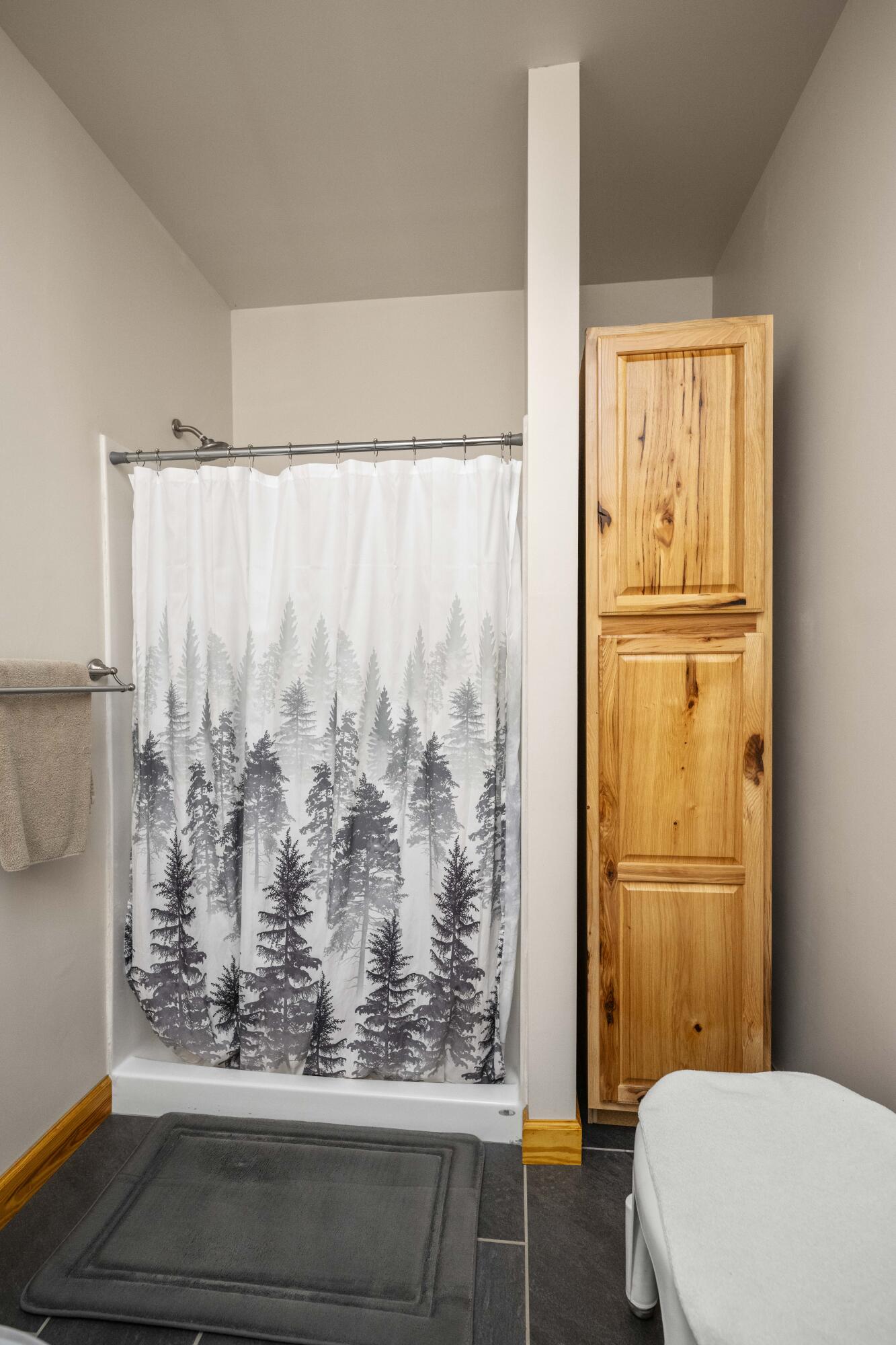 Brodhead, Kentucky 40409, United States, 4 Bedrooms Bedrooms, ,4 BathroomsBathrooms,Residential,Active,196721