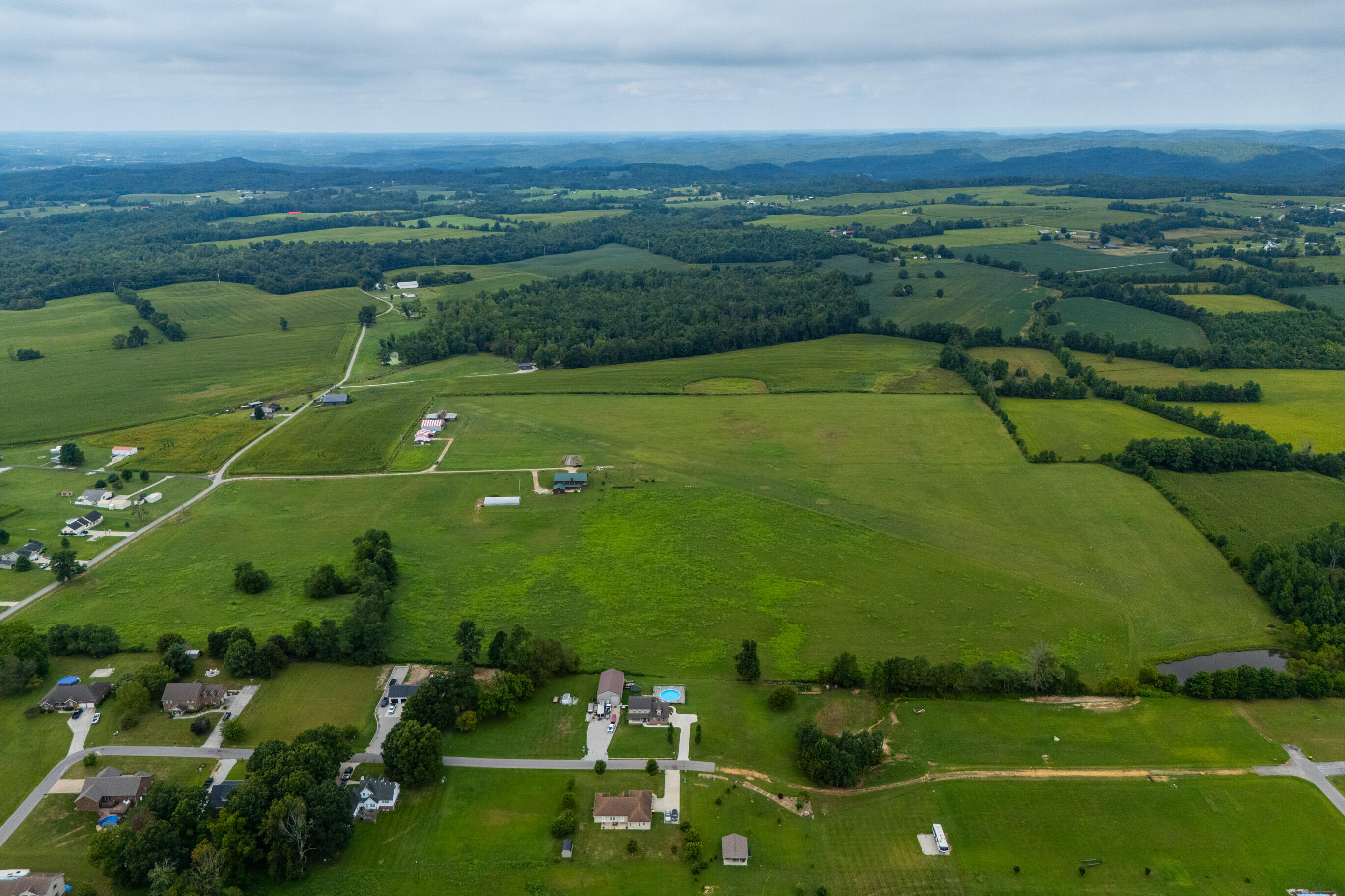 Brodhead, Kentucky 40409, United States, 4 Bedrooms Bedrooms, ,4 BathroomsBathrooms,Residential,Active,196721