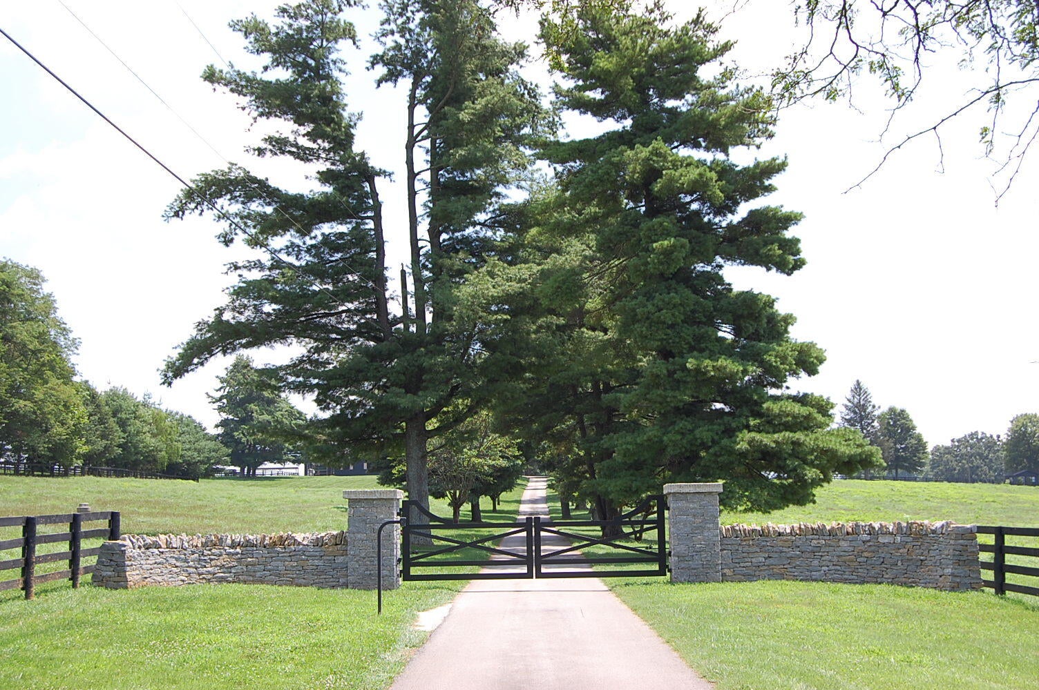 4462 Mount Horeb Pike