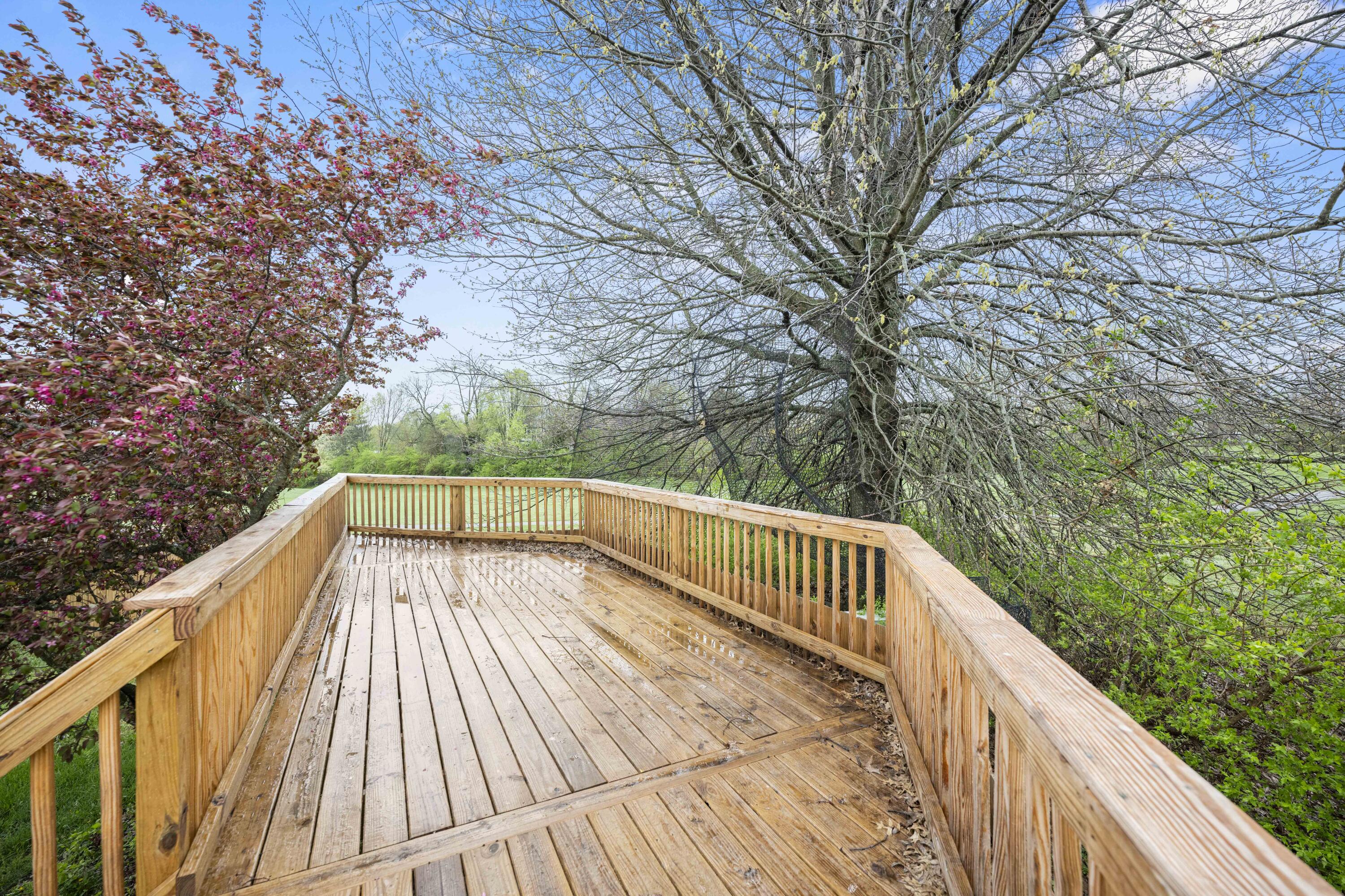 Richmond, Kentucky 40475, United States, 3 Bedrooms Bedrooms, ,2 BathroomsBathrooms,Residential,Active,99596