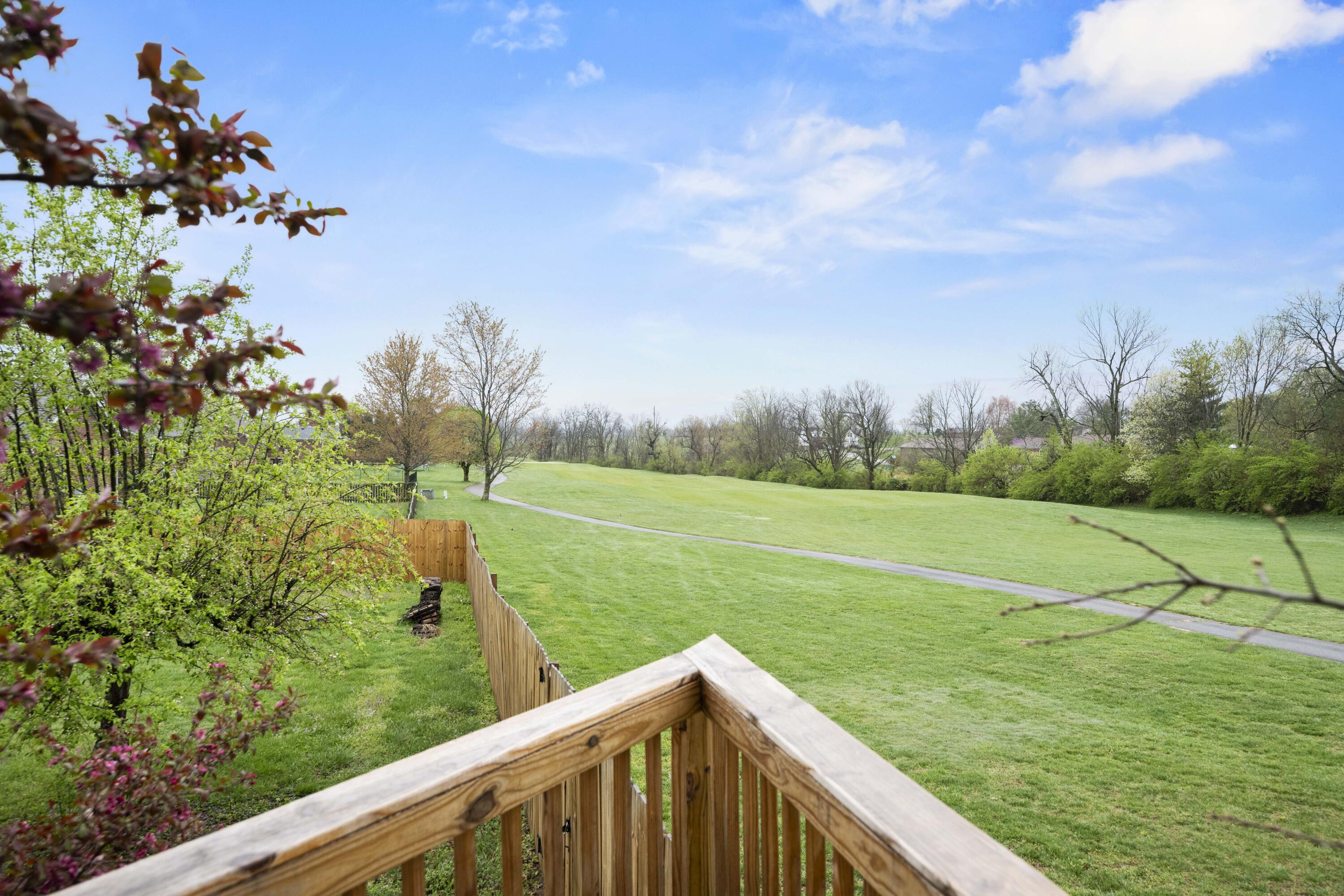 Richmond, Kentucky 40475, United States, 3 Bedrooms Bedrooms, ,2 BathroomsBathrooms,Residential,Active,99596