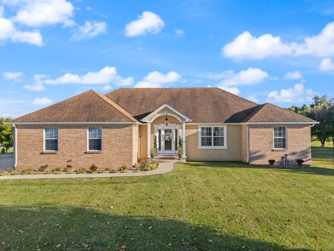 Photo of 310 Manchester Lane, Brodhead, KY 40409 (MLS # 25503962)