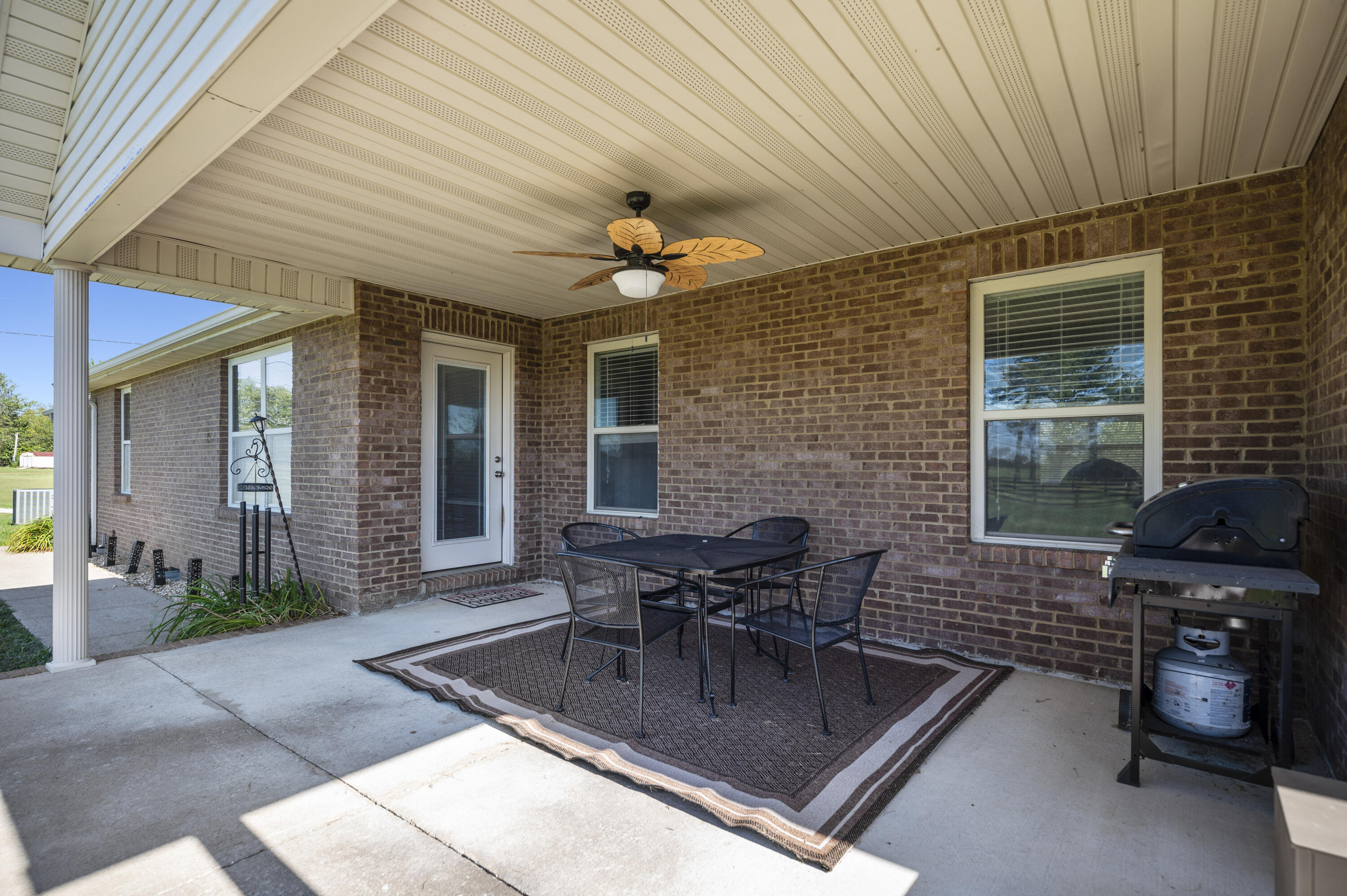 Mt Sterling, Kentucky 40353, United States, 3 Bedrooms Bedrooms, ,2 BathroomsBathrooms,Residential,Active,226123